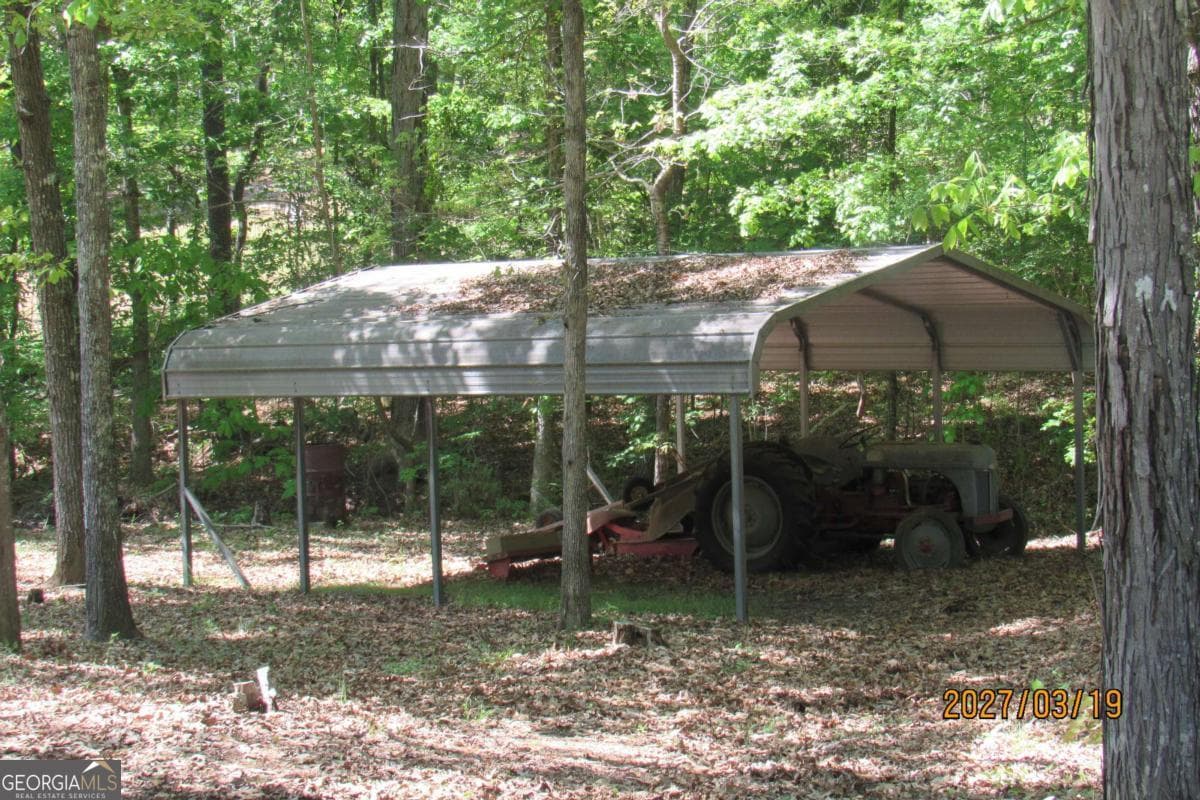 4 bedroom, 2 bathroom manufactured home,single family residence for sale at 117 Doe Trail, Sparta, GA 31087 — photo 5
