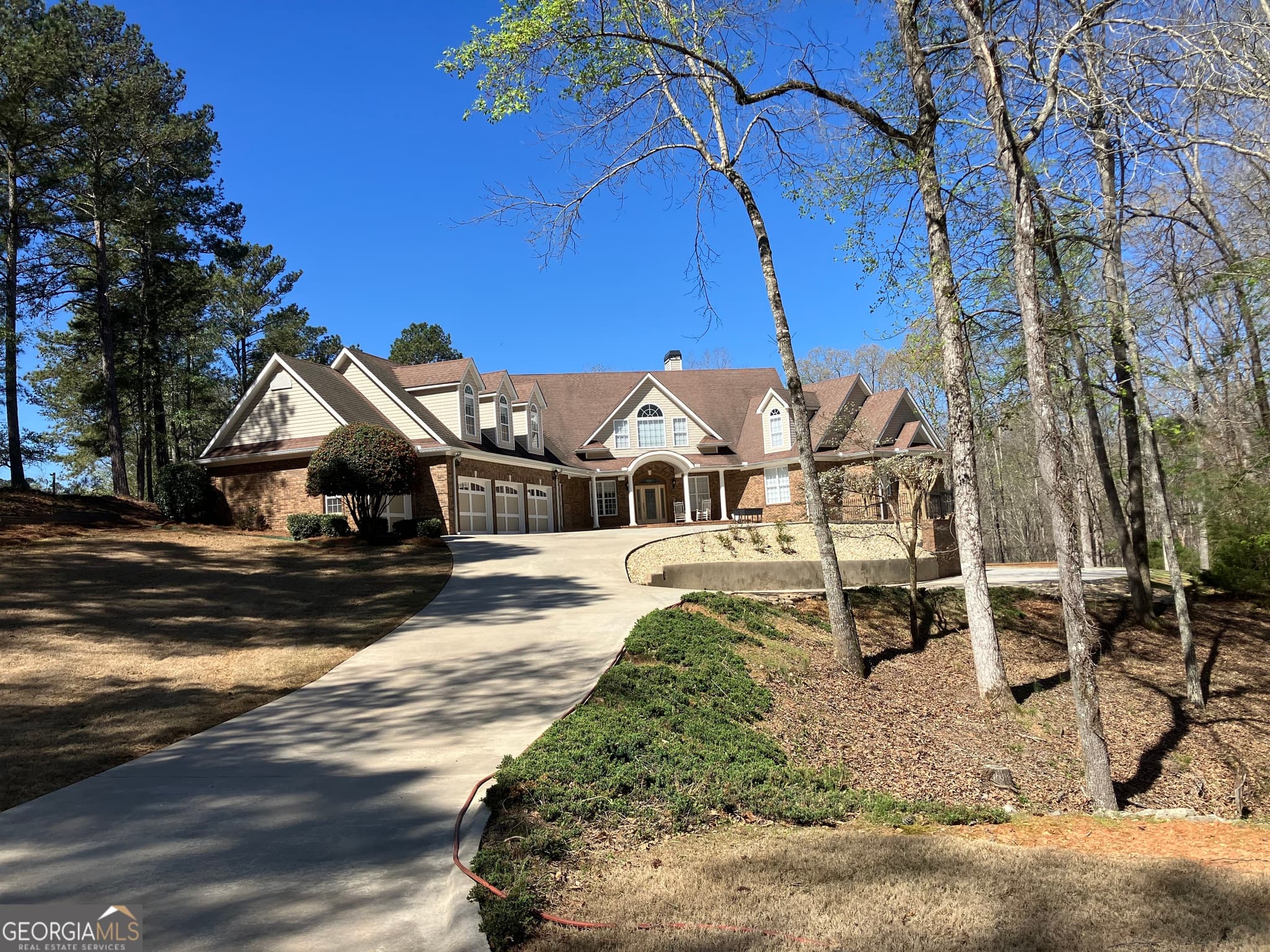 5 bedroom, 6.5 bathroom, 6,525 sq ft single family residence for sale at 5039 Liberty Road, Villa Rica, GA 30180