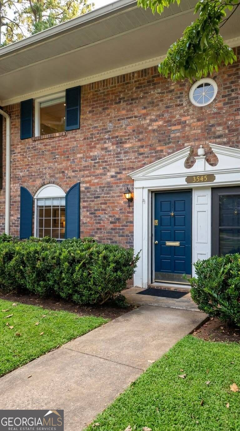 2 bedroom, 1.5 bathroom, 1,120 sq ft condominium for rent at 3545 Old Chamblee Tu D, Atlanta, GA 30340 for $1,800 a month — photo 1 of 11