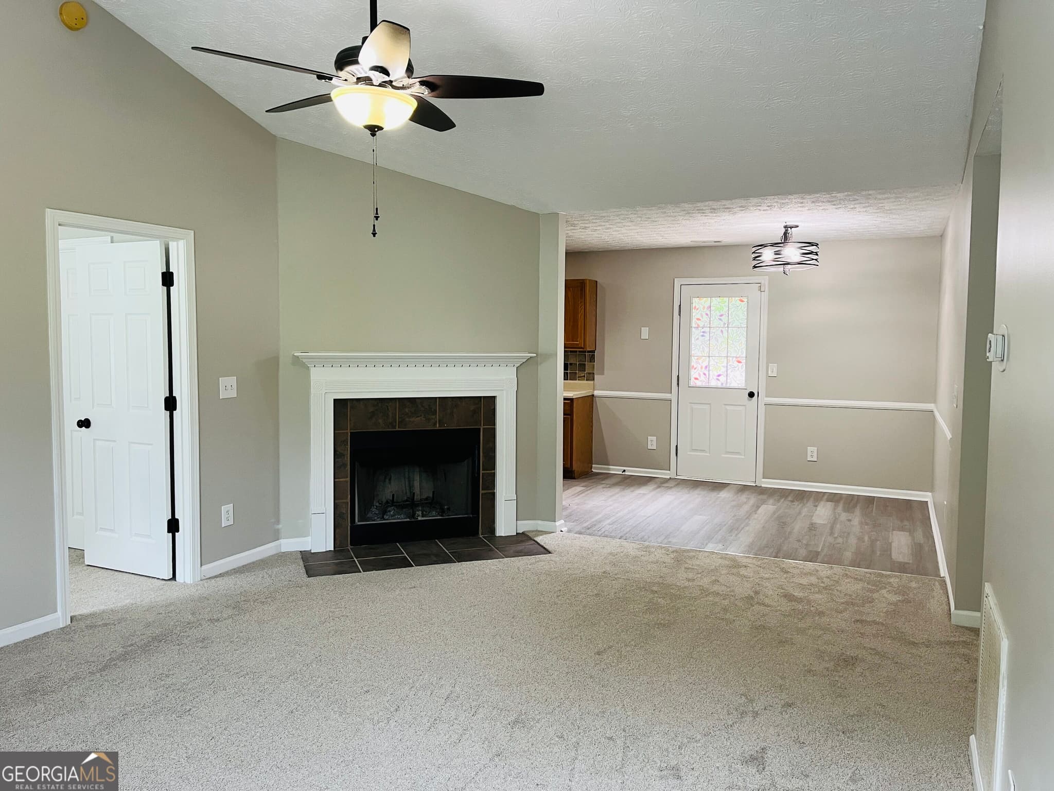 4 bedroom, 3 bathroom, 2,280 sq ft single family residence for rent at 185 Hidden Brook Trail, Newnan, GA 30265 for $2,150 a month — photo 7