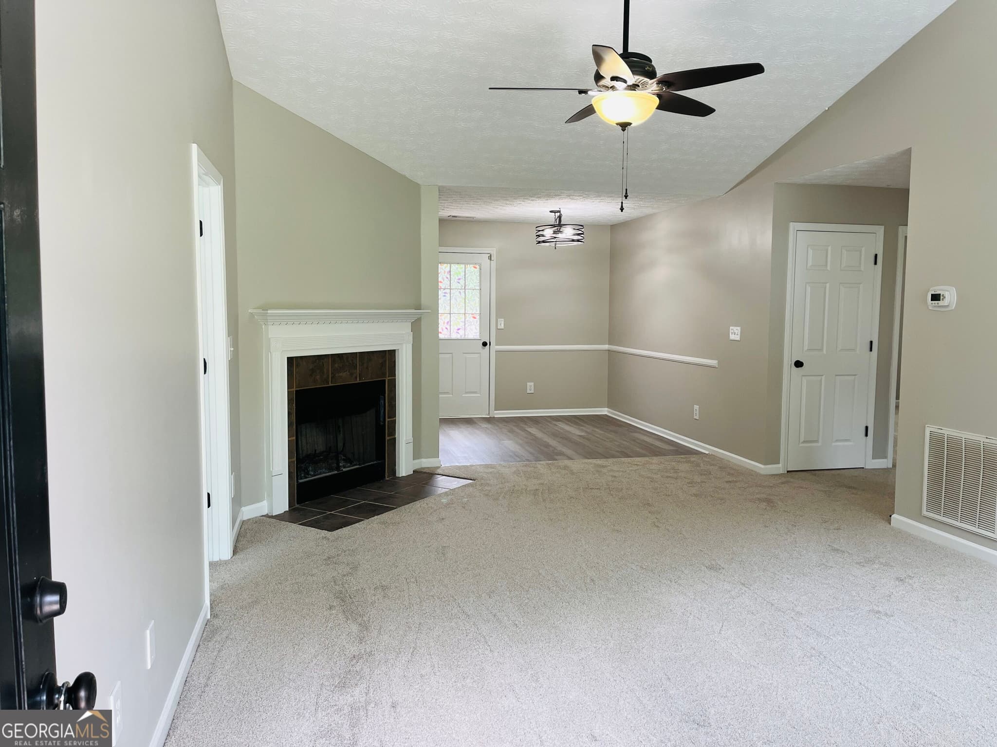 4 bedroom, 3 bathroom, 2,280 sq ft single family residence for rent at 185 Hidden Brook Trail, Newnan, GA 30265 for $2,150 a month — photo 4