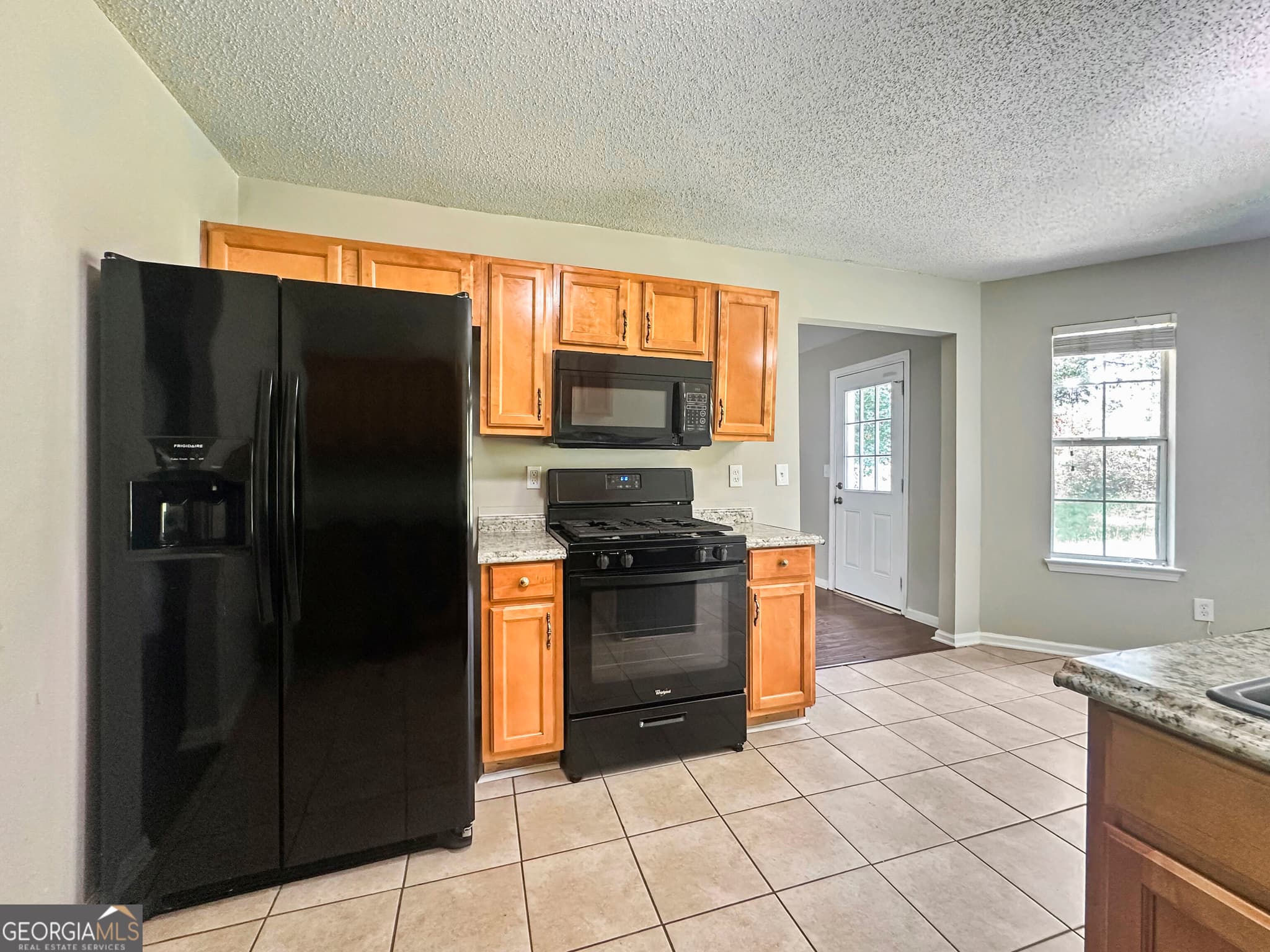 4 bedroom, 3 bathroom, 4,224 sq ft single family residence for rent at 1017 Maris Lane, Mcdonough, GA 30253 for $2,165 a month — photo 7