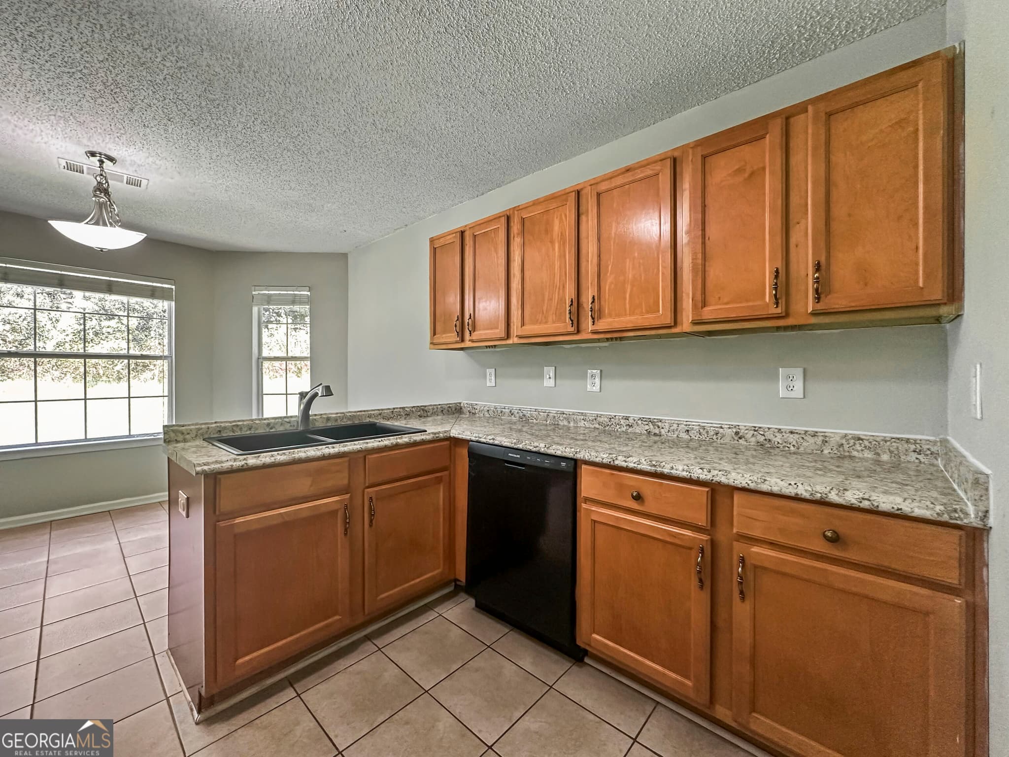 4 bedroom, 3 bathroom, 4,224 sq ft single family residence for rent at 1017 Maris Lane, Mcdonough, GA 30253 for $2,165 a month — photo 8