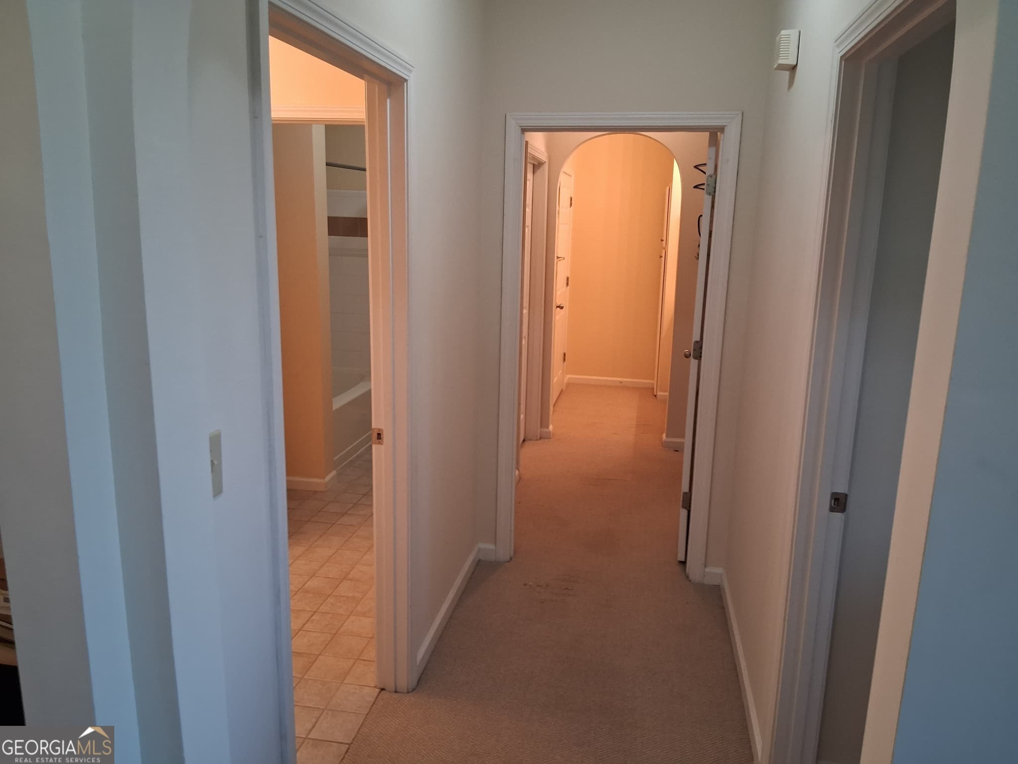 3 bedroom, 2 bathroom, 1,394 sq ft condominium for rent at 4333 Dunwoody Park 3402, Atlanta, GA 30338 for $2,295 a month — photo 6