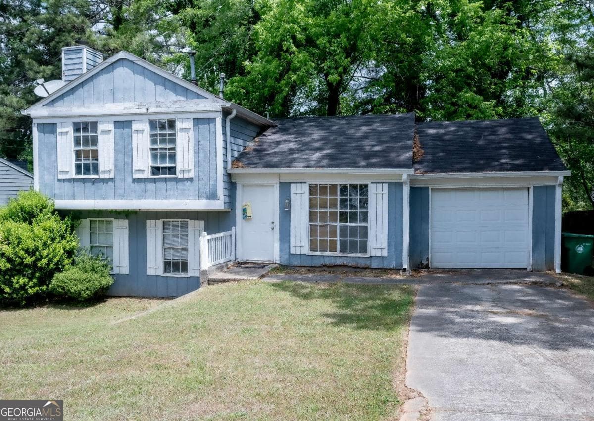 3 bedroom, 2 bathroom single family residence sold at 4584 Garden Hills Drive, Stone Mountain, GA 30083