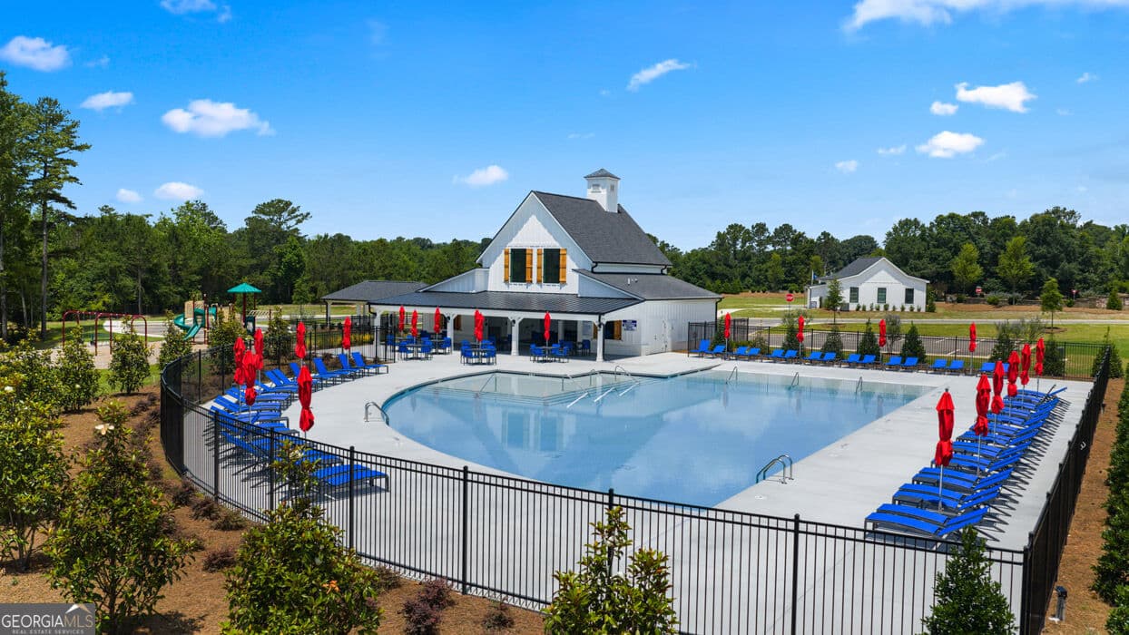 5 bedroom, 3 bathroom, 2,511 sq ft single family residence for sale at 1021 Amerson Court 32, Buckhead, GA 30625 — photo 5