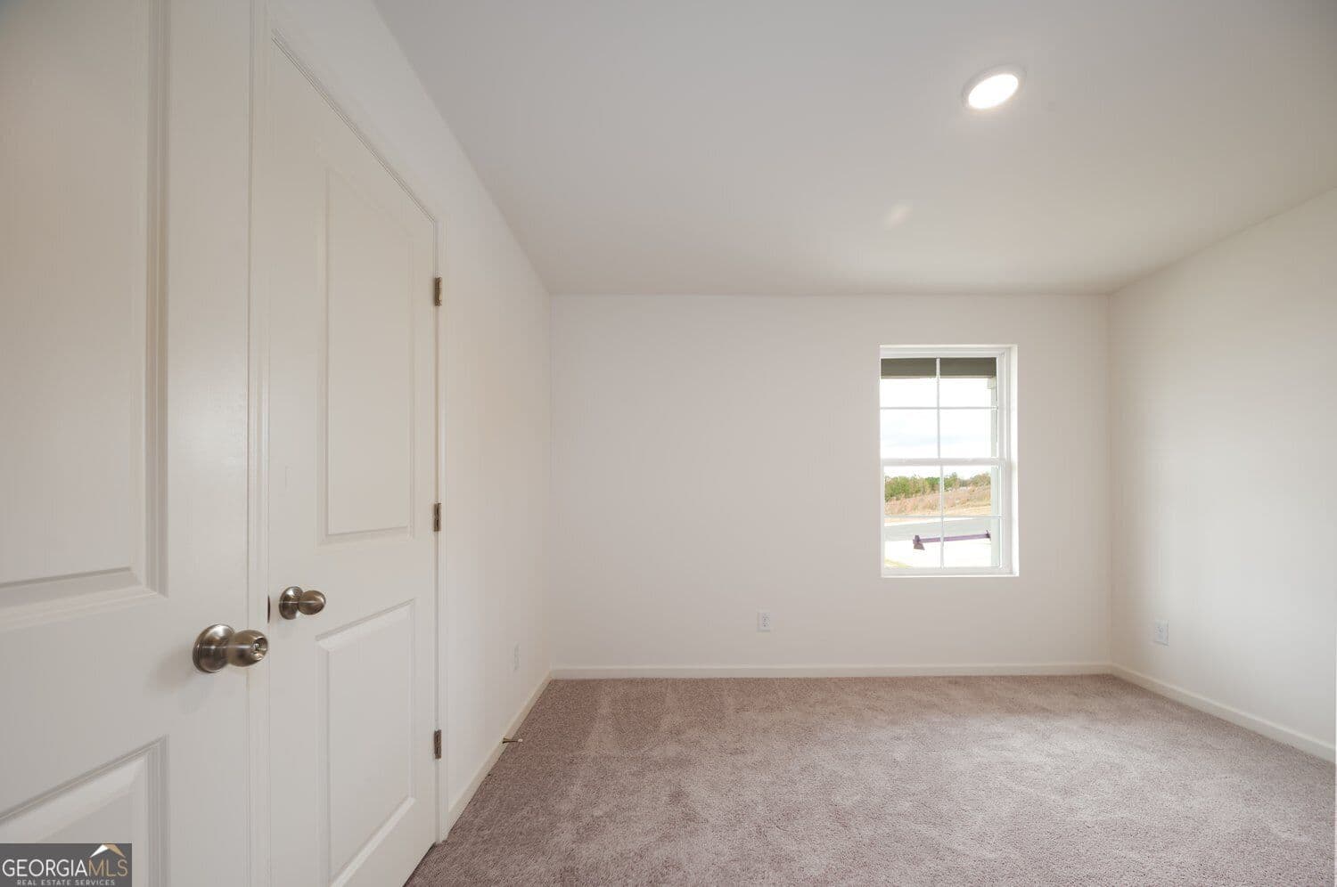 4 bedroom, 2 bathroom, 1,812 sq ft single family residence for sale at 117 Turquoise Path, Lizella, GA 31052 — photo 3