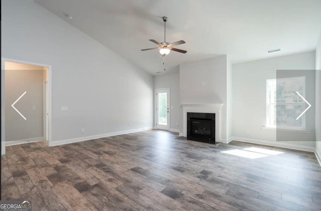 4 bedroom, 2 bathroom, 2,100 sq ft single family residence for sale at 329 Blackberry Court, Pendergrass, GA 30567 — photo 9