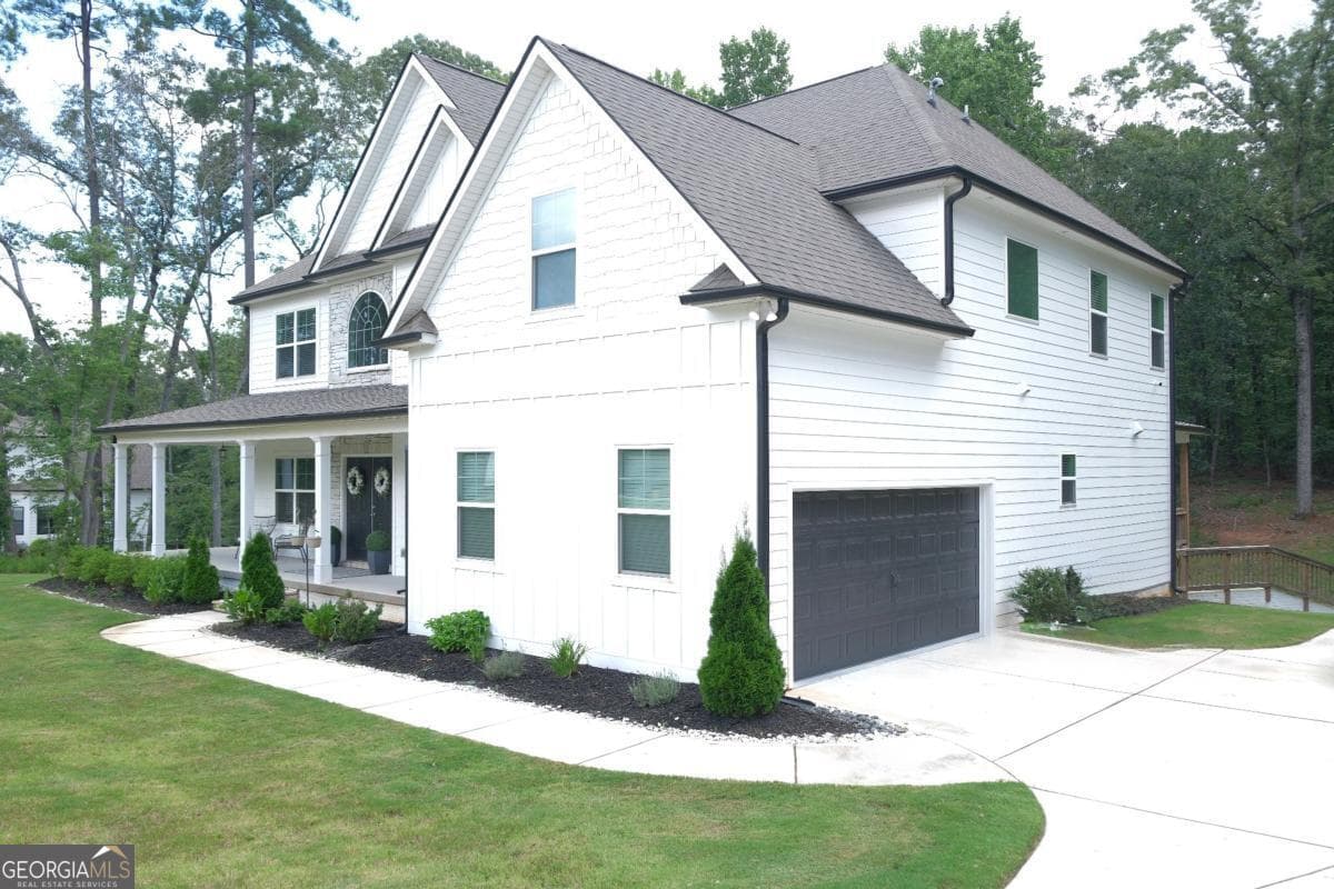 5 bedroom, 4 bathroom, 3,567 sq ft single family residence for sale at 6720 Grayland Drive, Douglasville, GA 30135 — photo 4