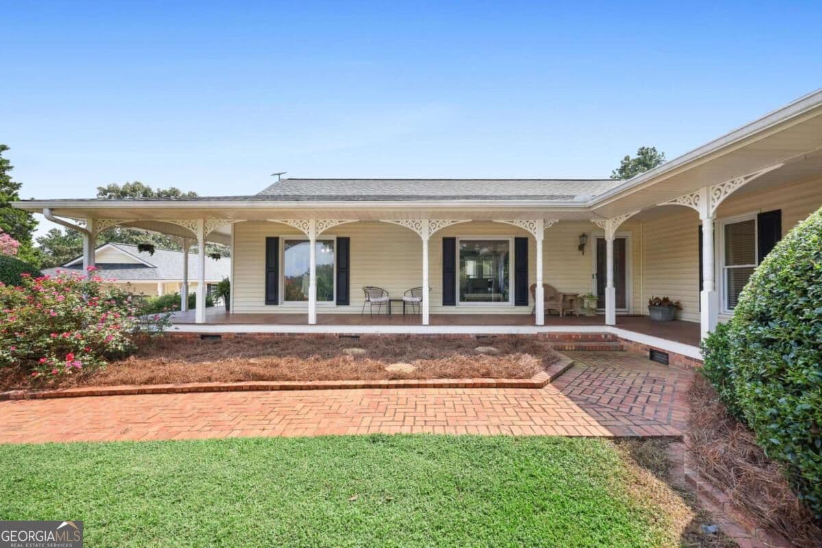 4 bedroom, 3.5 bathroom, 4,212 sq ft single family residence for sale at 4998 Old Dalton Road, Rome, GA 30165 — photo 3