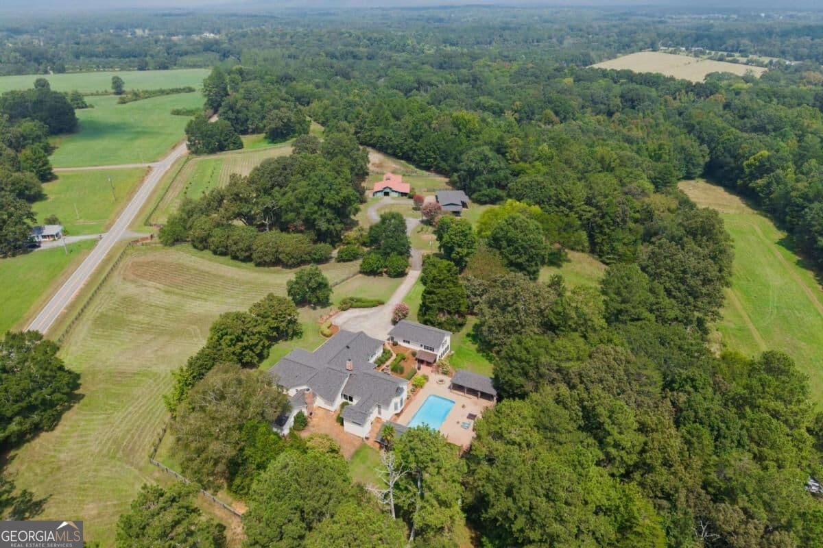 4 bedroom, 3.5 bathroom, 4,212 sq ft single family residence for sale at 4998 Old Dalton Road, Rome, GA 30165 — photo 8