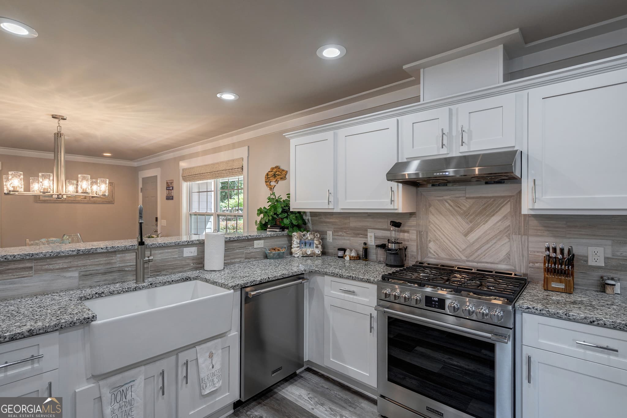 3 bedroom, 2 bathroom, 1,745 sq ft single family residence for sale at 232 River Lake Drive, Eatonton, GA 31024 — photo 9