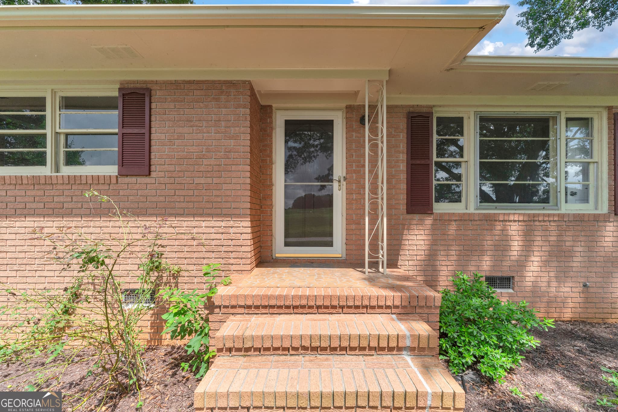 3 bedroom, 2 bathroom, 1,140 sq ft single family residence for sale at 3657 Wildcat Bridge Road, Royston, GA 30662 — photo 5