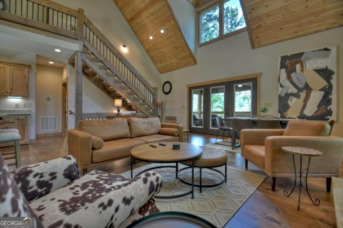 3 bedroom, 3.5 bathroom, 2,604 sq ft cabin,single family residence for sale at 80 Parker Court, Ellijay, GA 30540 — photo 7