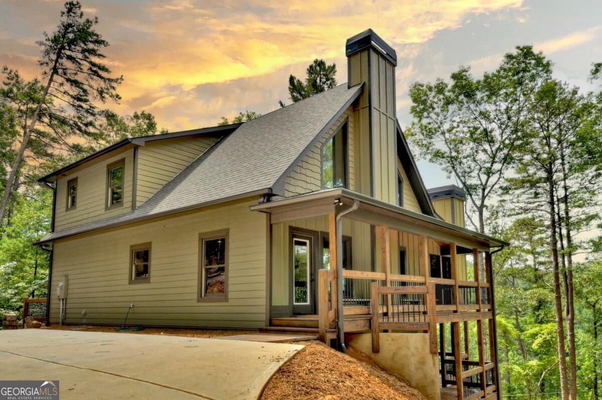 3 bedroom, 3.5 bathroom, 2,604 sq ft cabin,single family residence for sale at 80 Parker Court, Ellijay, GA 30540
