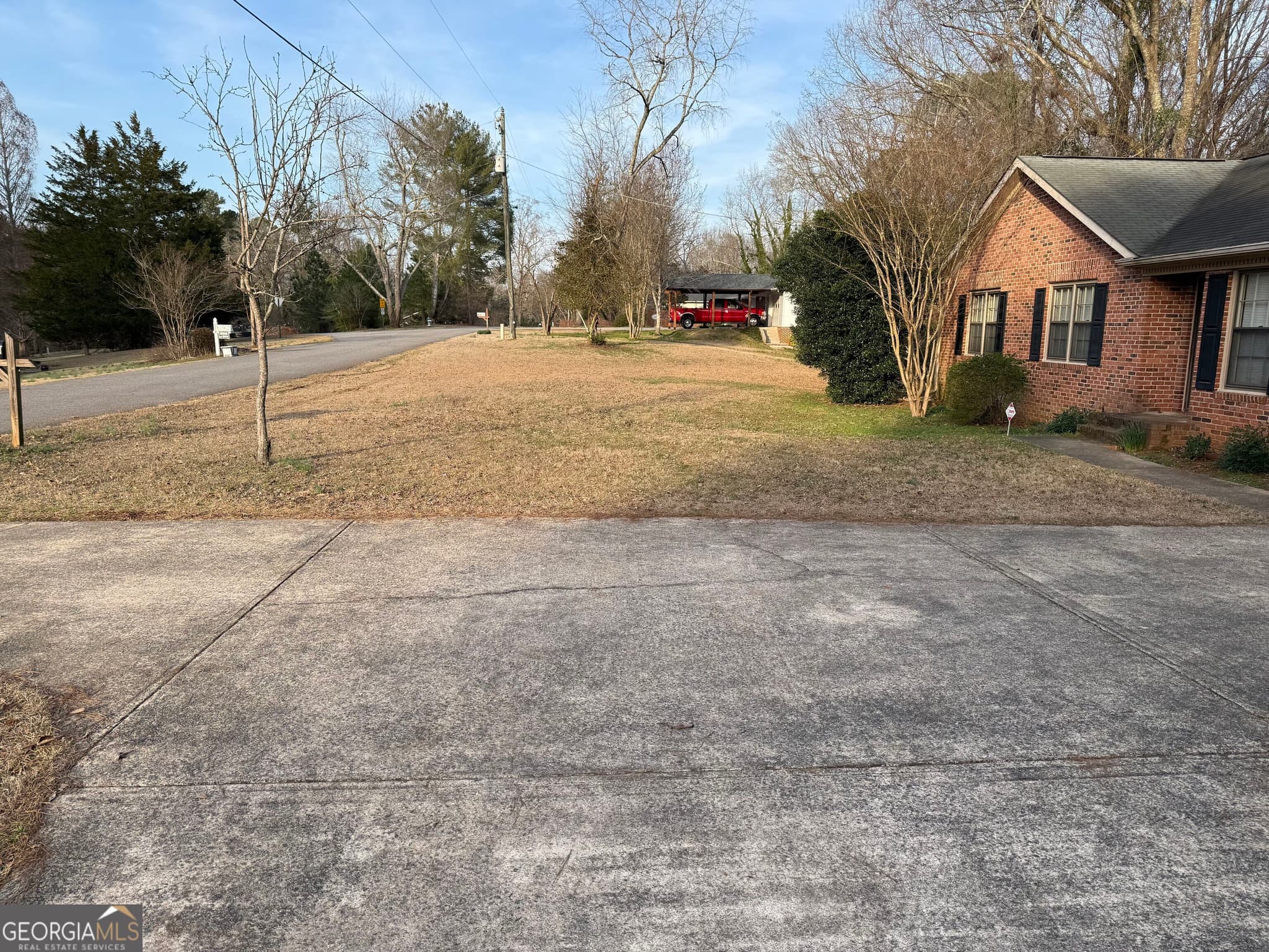 3 bedroom, 2 bathroom, 1,740 sq ft single family residence for rent at 1030 Cherokee Circle, Athens, GA 30606 for $1,825 a month — photo 3