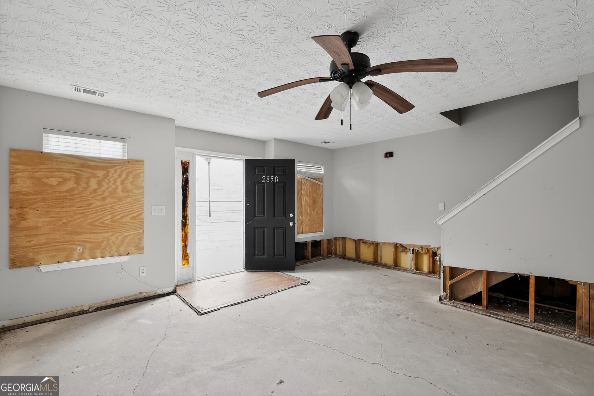 2 bedroom, 2.5 bathroom, 1,590 sq ft townhouse for sale at 2858 Vining Ridge Terrace, Decatur, GA 30034 — photo 3