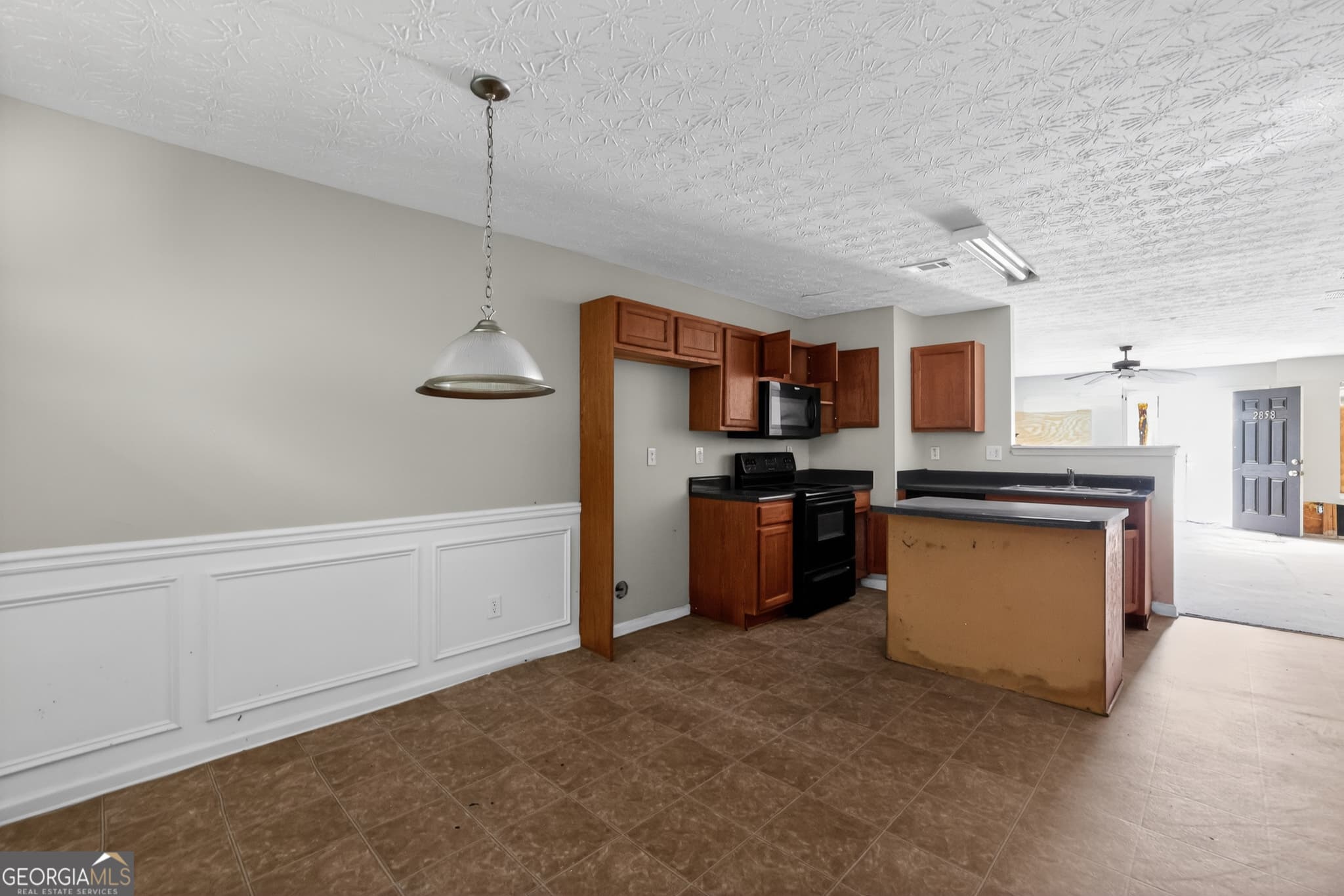 2 bedroom, 2.5 bathroom, 1,590 sq ft townhouse for sale at 2858 Vining Ridge Terrace, Decatur, GA 30034 — photo 5