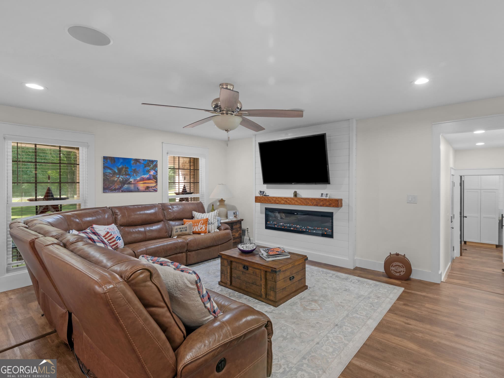 3 bedroom, 2.5 bathroom, 1,764 sq ft single family residence for sale at 3384 Dames Ferry Road, Forsyth, GA 31029 — photo 10