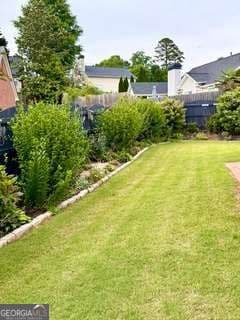 4 bedroom, 3 bathroom, 2,014 sq ft single family residence for sale at 302 Hampton Park Drive, Athens, GA 30606 — photo 5