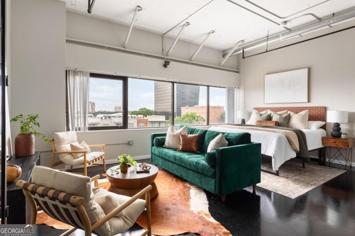 1 bedroom, 1 bathroom, 581 sq ft loft,condominium for sale at 120 Ralph Mcgill Boulevard 610, Atlanta, GA 30308 — photo 1 of 24
