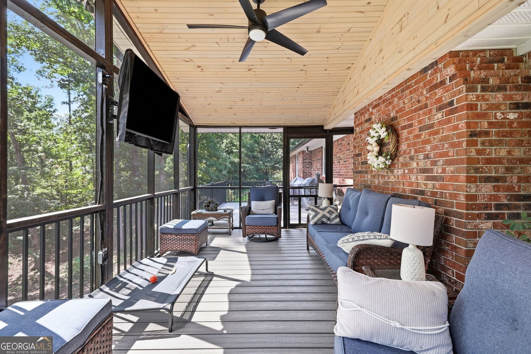 4 bedroom, 3.5 bathroom, 3,900 sq ft single family residence for sale at 155 Valley Road, Toccoa, GA 30577 — photo 10