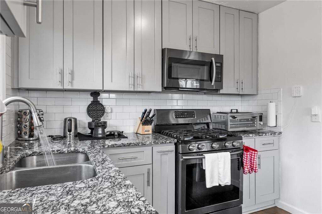 3 bedroom, 2 bathroom, 1,253 sq ft single family residence for rent at 3259 N Fulton Avenue, Hapeville, GA 30354 for $3,100 a month — photo 3