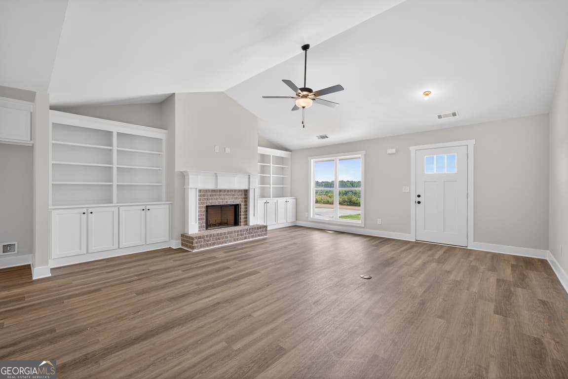 4 bedroom, 3 bathroom, 2,150 sq ft single family residence for sale at 154 Airport Road 13, Canon, GA 30520 — photo 8