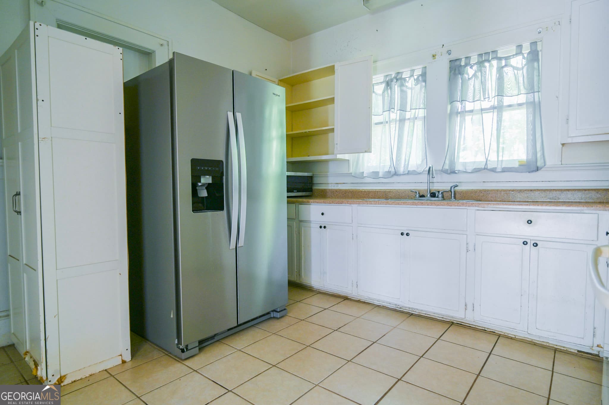 3 bedroom, 1 bathroom, 1,300 sq ft single family residence for sale at 1303 Carswell Avenue, Waycross, GA 31503 — photo 9