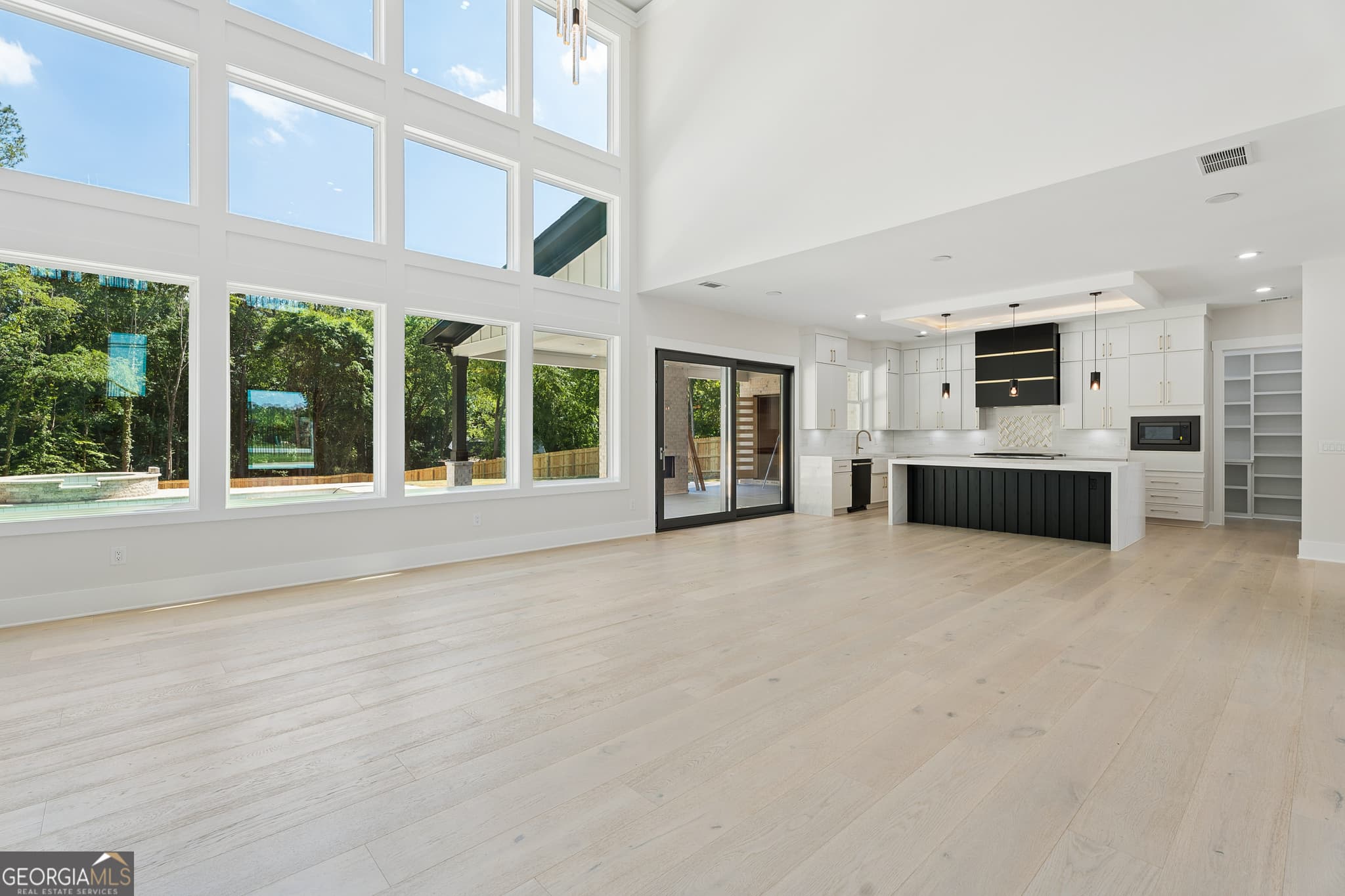 6 bedroom, 8 bathroom, 7,058 sq ft single family residence for sale at 1035 Auburn Road, Dacula, GA 30019 — photo 6