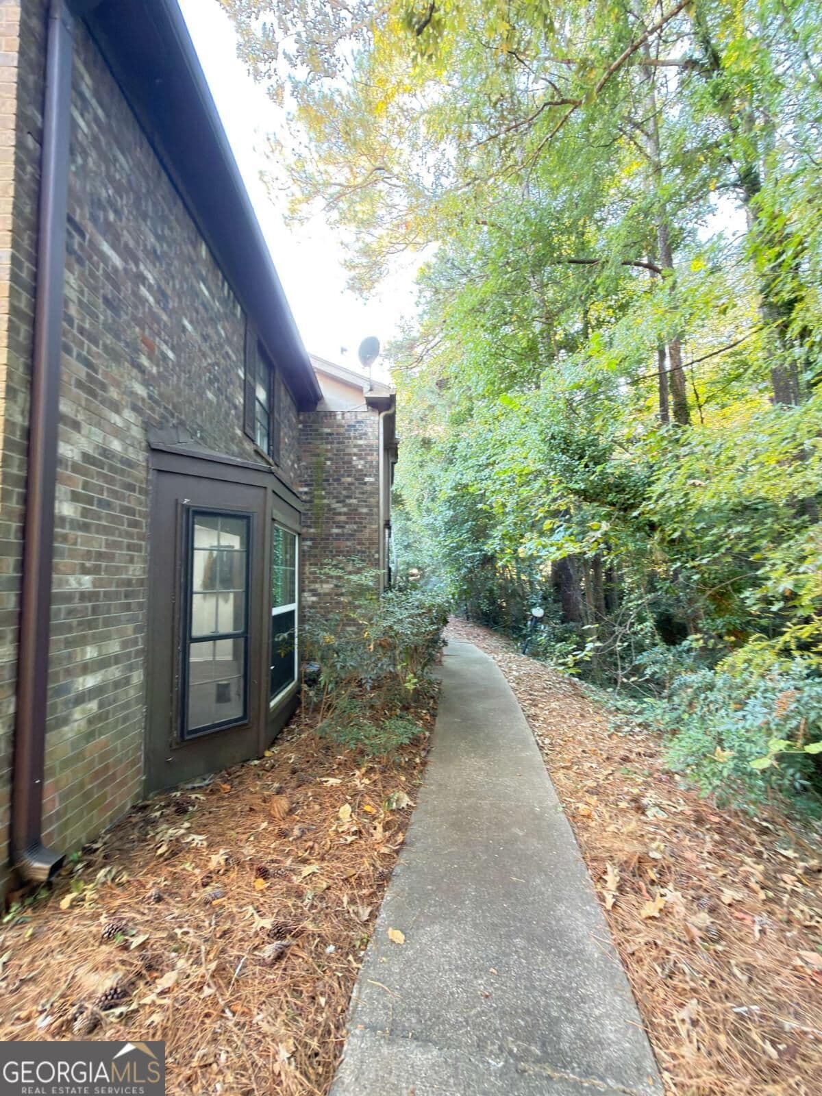 3 bedroom, 2 bathroom single family residence for sale at 2783 Meadowview Drive, Atlanta, GA 30316 — photo 6