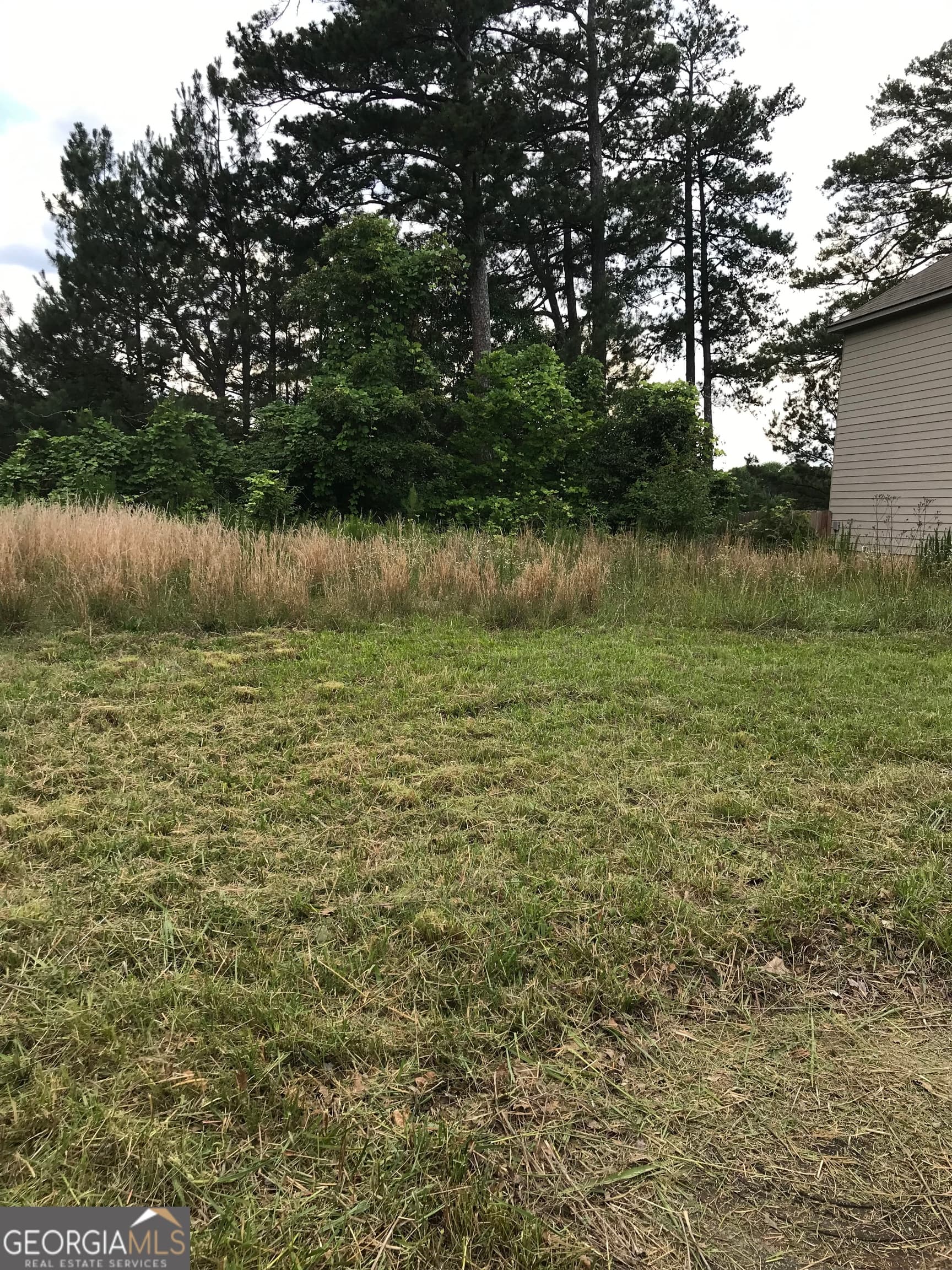 residential lot for sale at 41 Bay Crest Court L13, Loganville, GA 30052 — photo 1 of 7