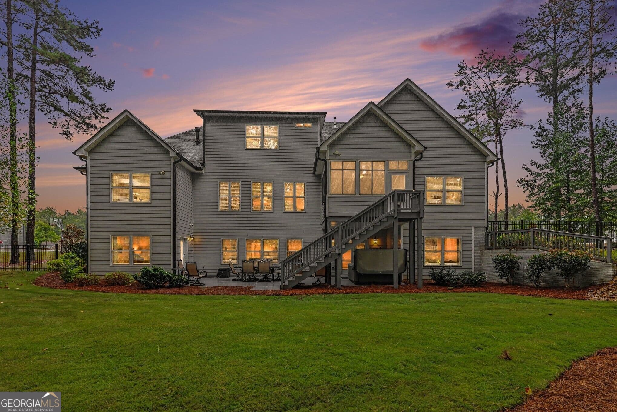 6 bedroom, 5 bathroom, 5,819 sq ft single family residence for sale at 22 VINERY Court, Sharpsburg, GA 30277 — photo 4