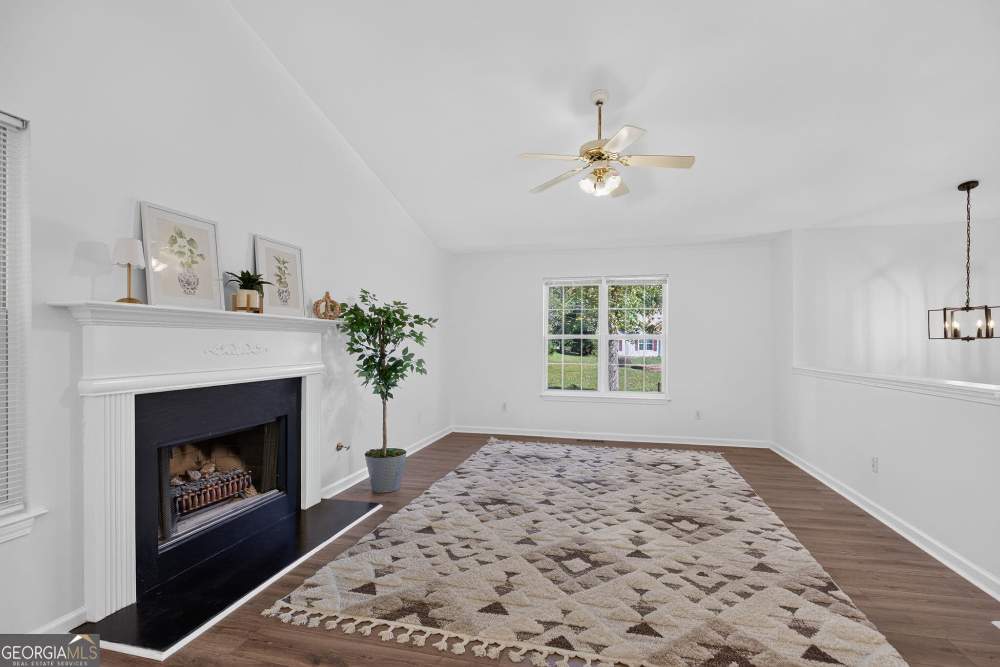 3 bedroom, 2 bathroom, 1,786 sq ft single family residence for sale at 108 Cedars Glen Way, Villa Rica, GA 30180 — photo 3