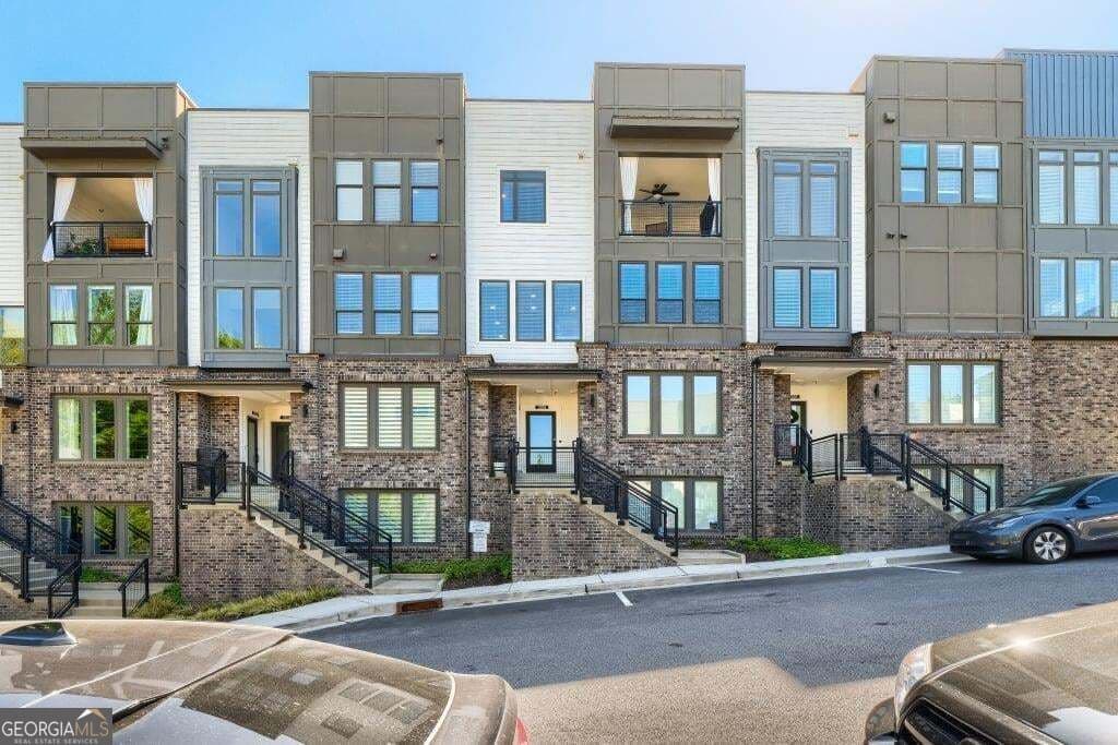 3 bedroom, 3 bathroom, 2,264 sq ft condominium for sale at 1050 Stacks Avenue 1506, Atlanta, GA 30315 — photo 3