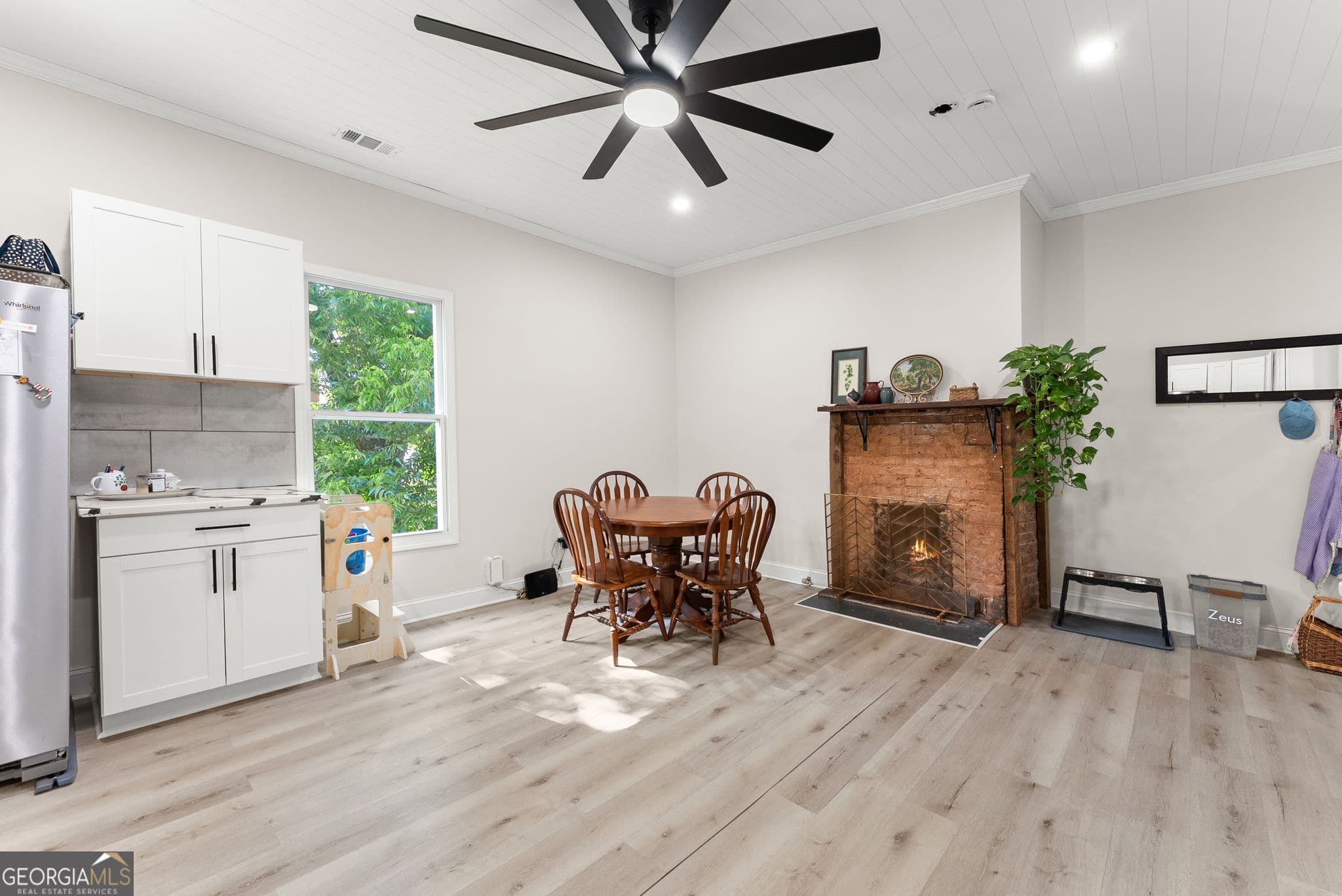 3 bedroom, 2 bathroom, 2,000 sq ft apartment for rent at 2158 N Broad Street C, Commerce, GA 30529 for $2,000 a month — photo 5