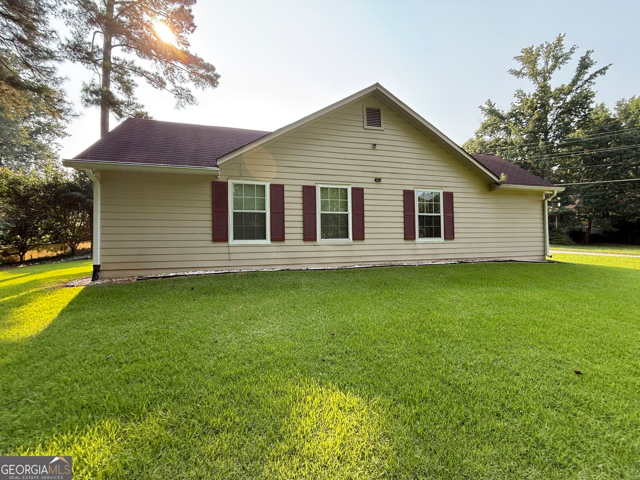 3 bedroom, 2 bathroom single family residence for rent at 3897 SADDLECREEK Drive, Douglasville, GA 30135 for $2,150 a month — photo 7