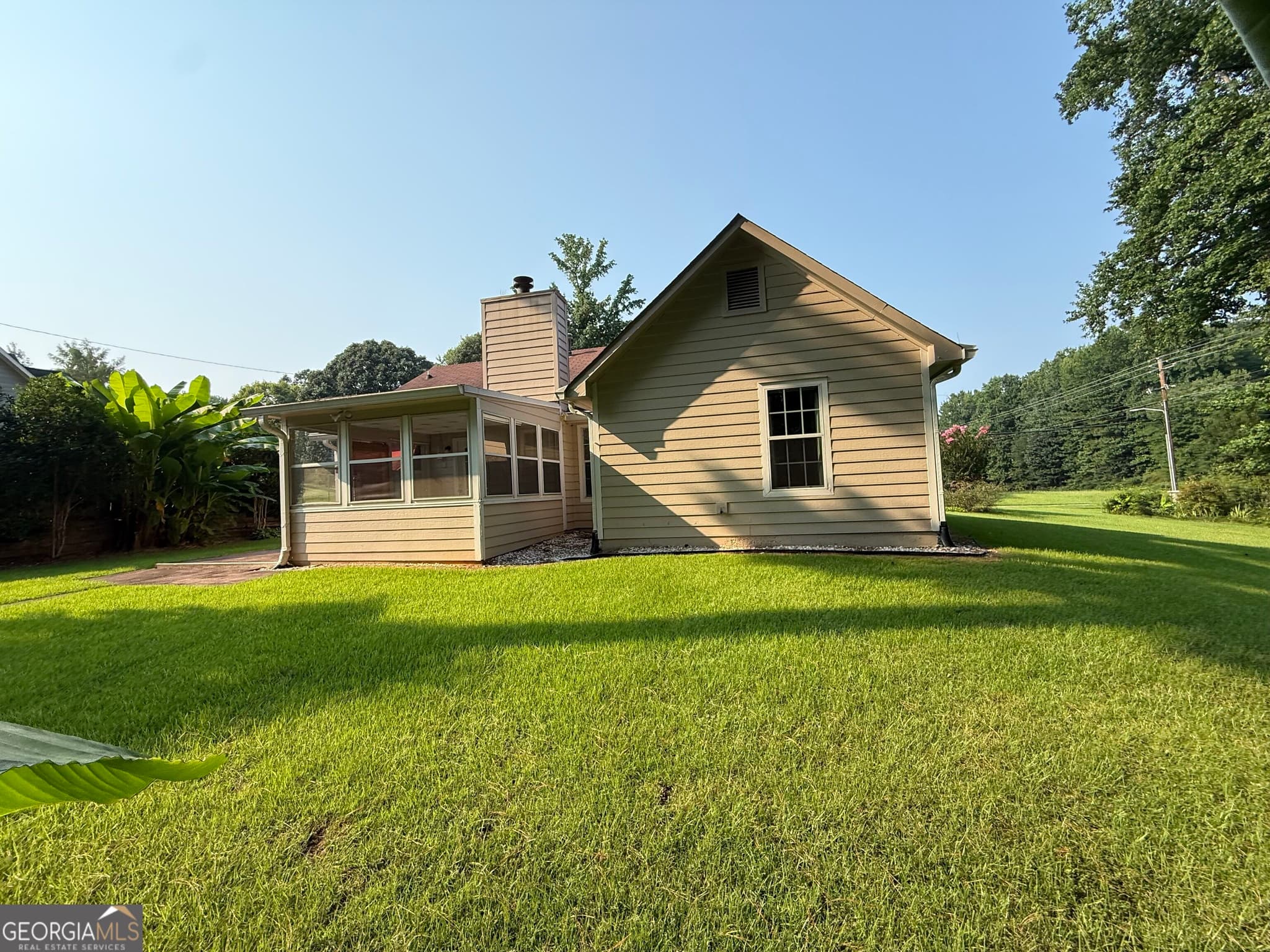 3 bedroom, 2 bathroom single family residence for rent at 3897 SADDLECREEK Drive, Douglasville, GA 30135 for $2,150 a month — photo 5