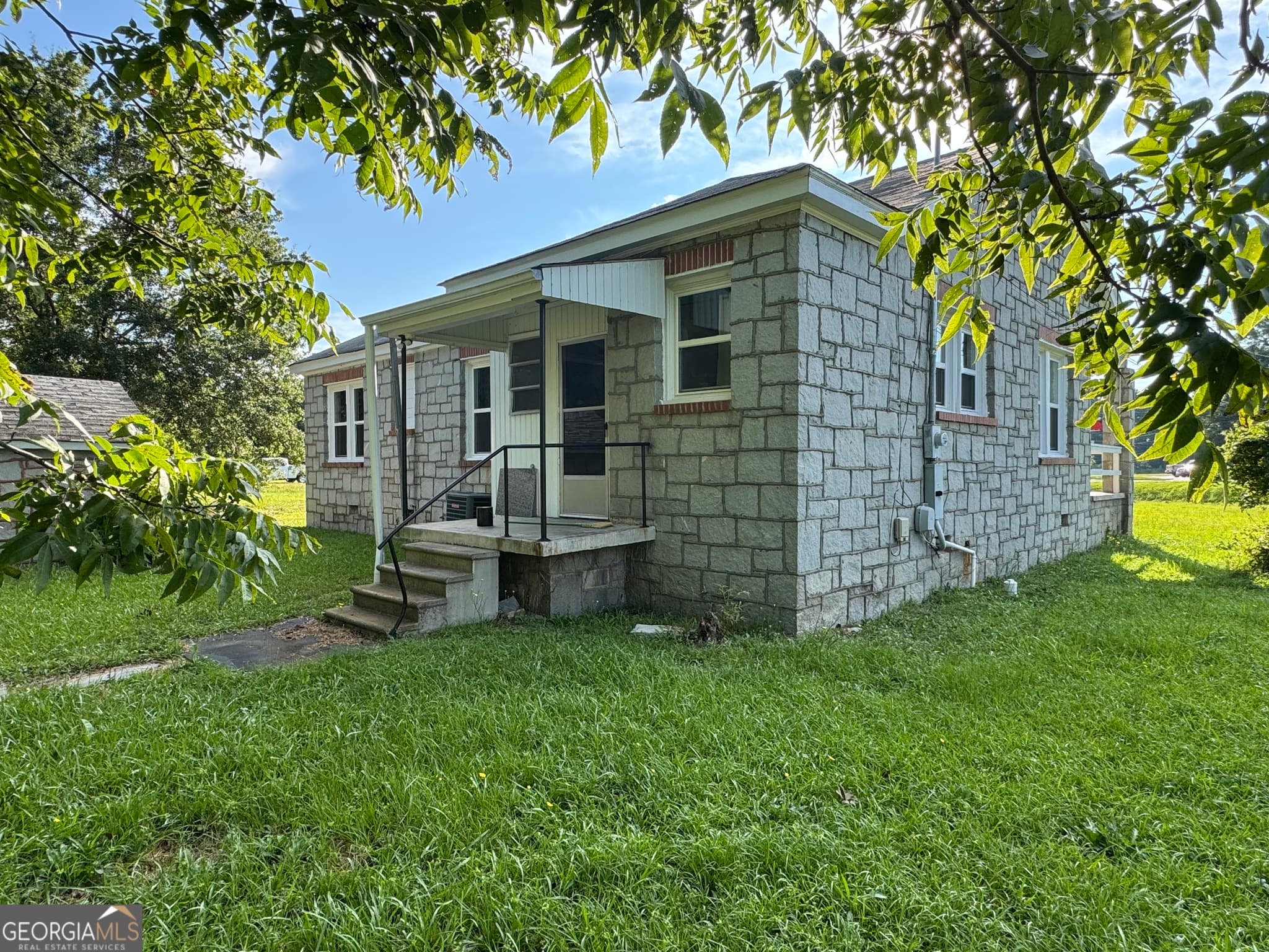 4 bedroom, 1 bathroom, 1,404 sq ft single family residence for sale at 968 Ext Elbert Street, Elberton, GA 30635 — photo 3