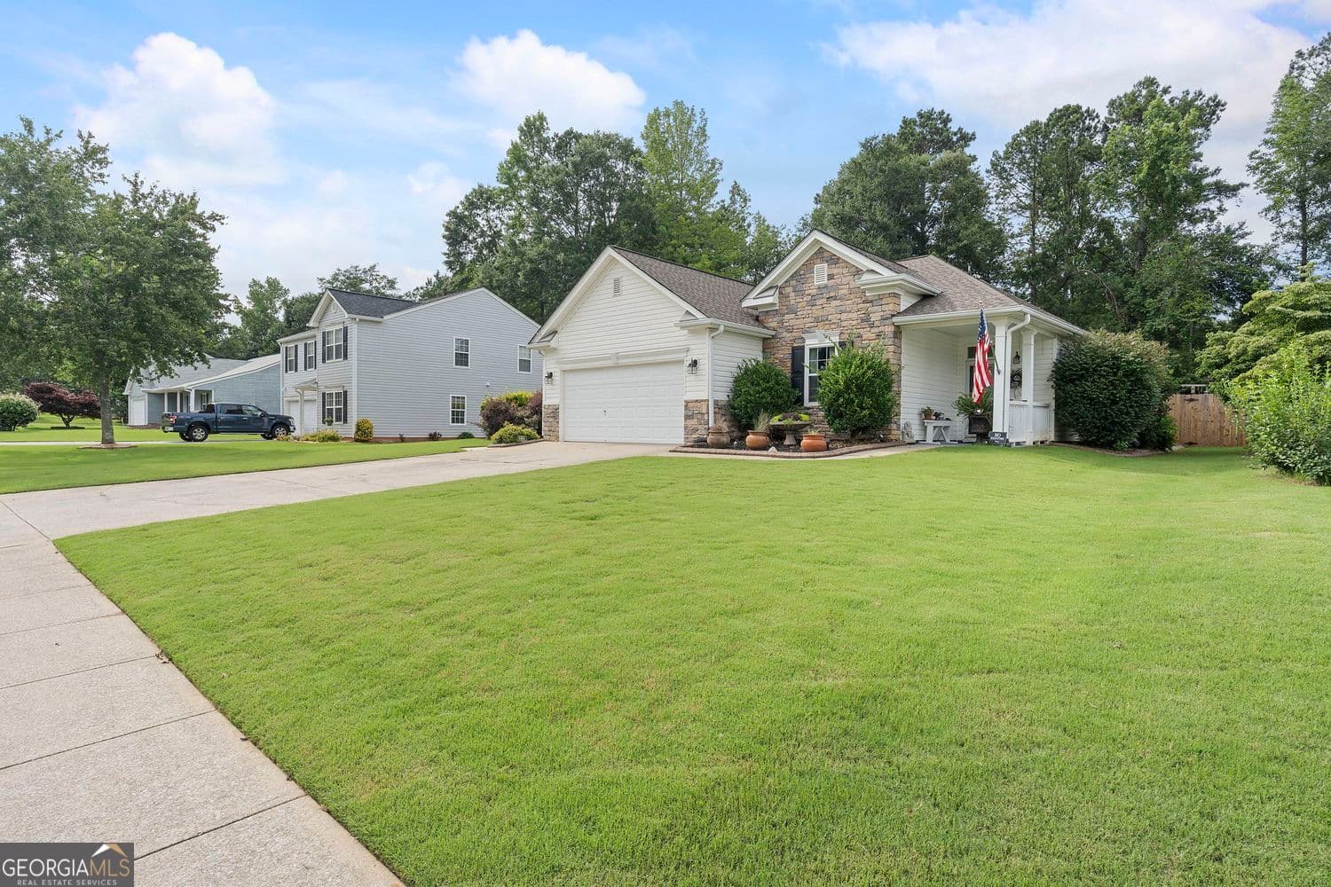 3 bedroom, 2 bathroom, 1,734 sq ft single family residence sold at 173 Autumn Creek Drive, Dallas, GA 30157
