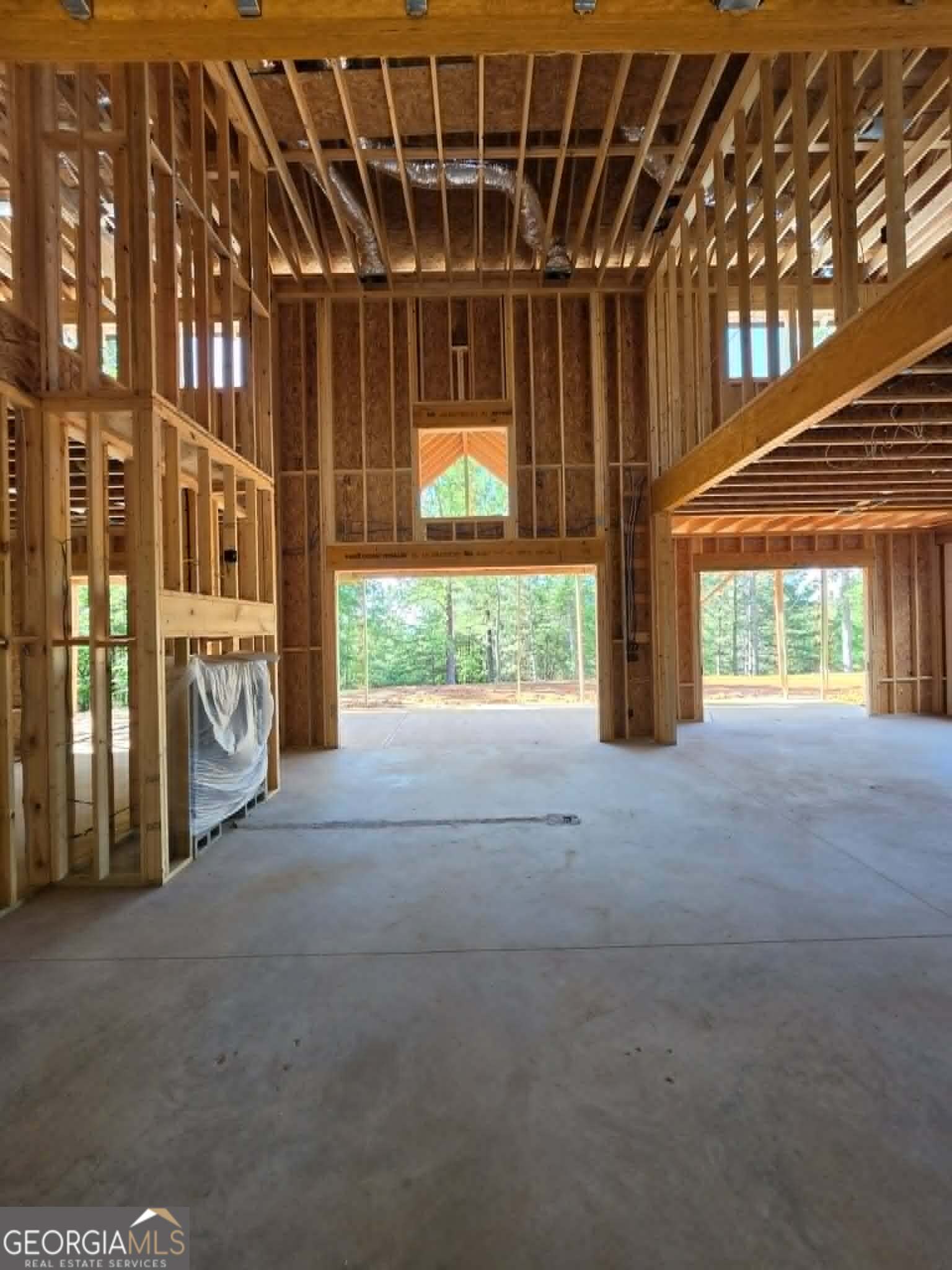 4 bedroom, 4.5 bathroom, 4,023 sq ft single family residence for sale at 343 Currahee Club Drive, Toccoa, GA 30577 — photo 7