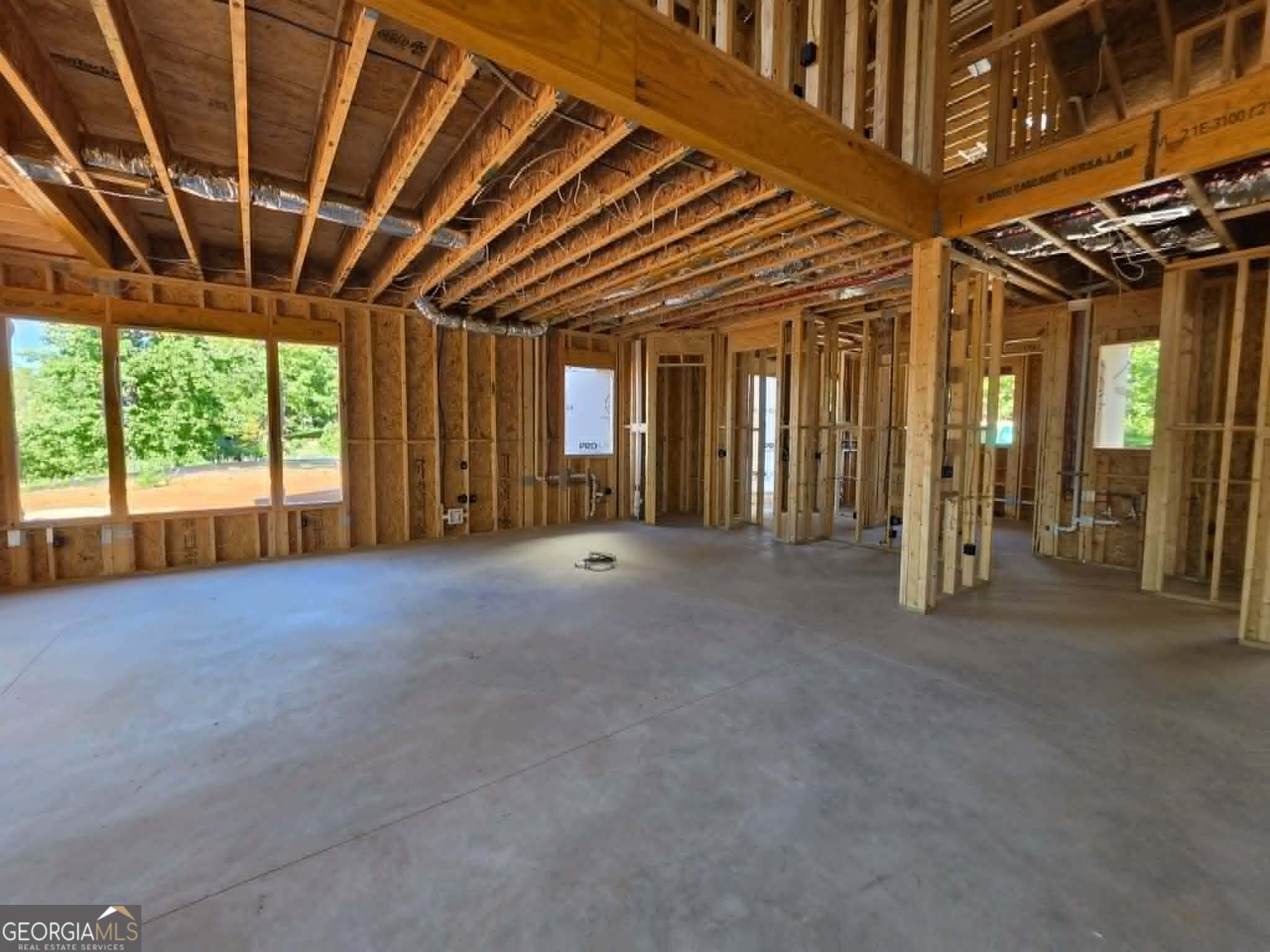 4 bedroom, 4.5 bathroom, 4,023 sq ft single family residence for sale at 343 Currahee Club Drive, Toccoa, GA 30577 — photo 8