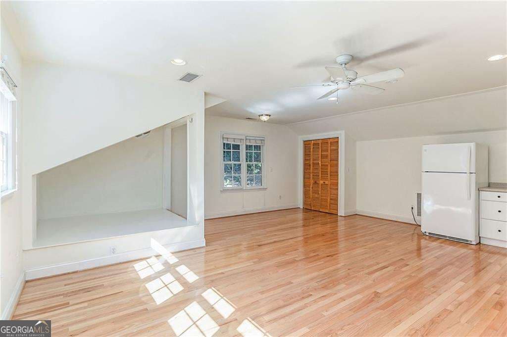 1 bedroom, 1 bathroom, 650 sq ft conversion for rent at 3611 Cloudland Drive, Atlanta, GA 30327 for $1,300 a month — photo 3