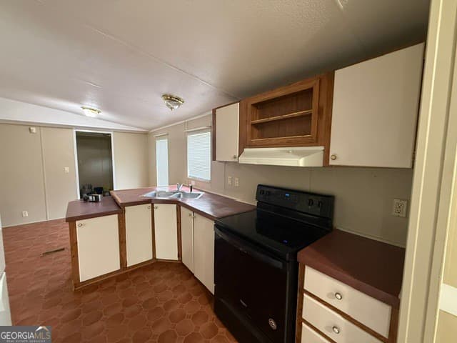 3 bedroom, 2 bathroom, 1,350 sq ft manufactured home,single family residence for sale at 105 Cedar Road, Ocilla, GA 31774 — photo 3