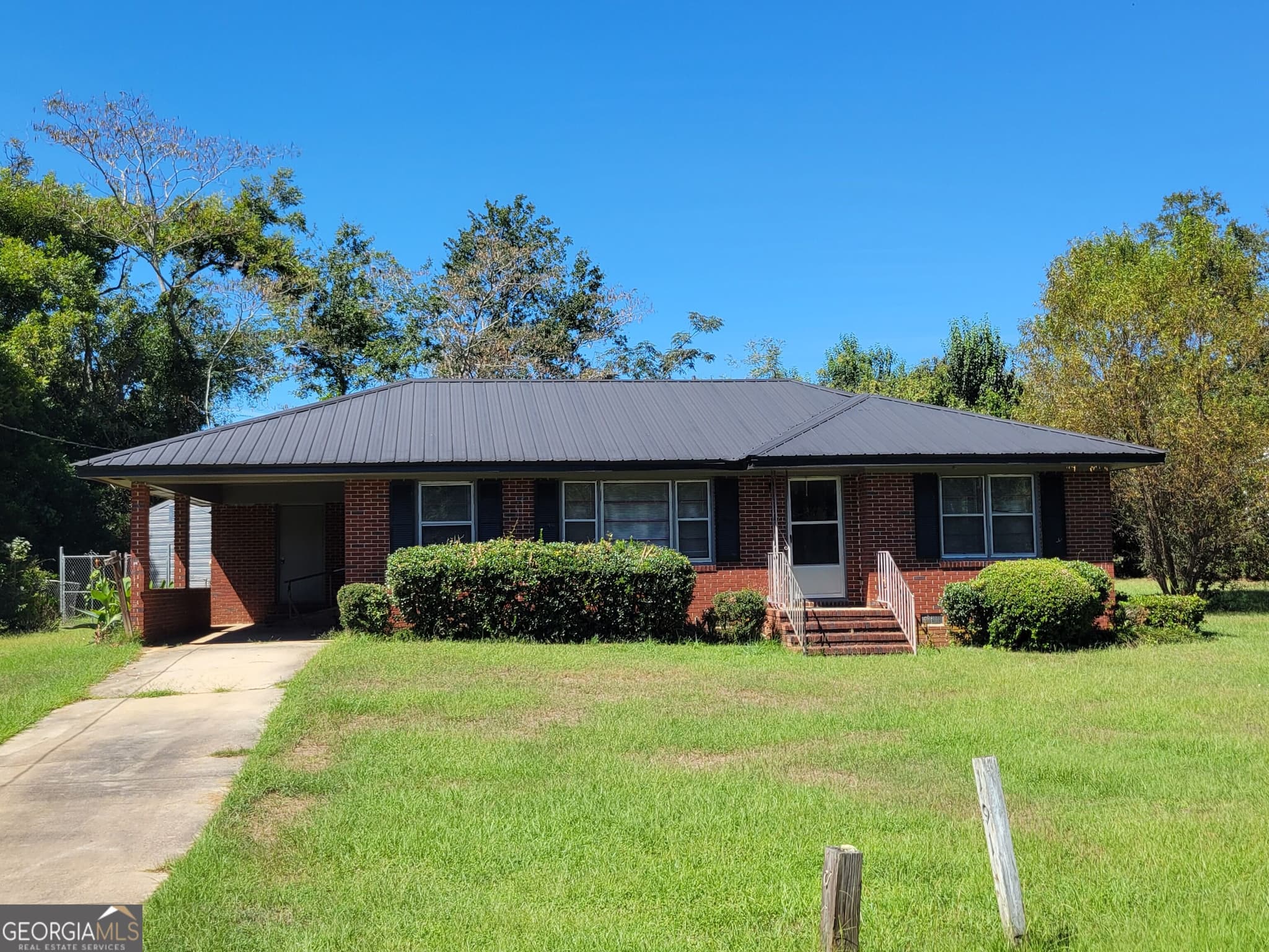 3 bedroom, 2 bathroom, 1,204 sq ft single family residence for sale at 191 Alice Street, Midville, GA 30441 — photo 2