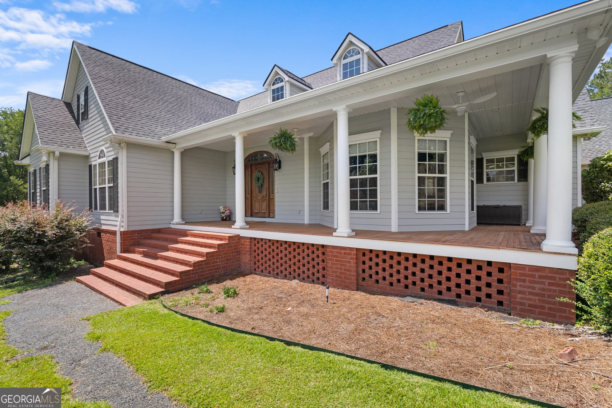 4 bedroom, 3.5 bathroom, 3,190 sq ft single family residence under contract at 220 Pinewood Drive, Vidalia, GA 30474 — photo 8