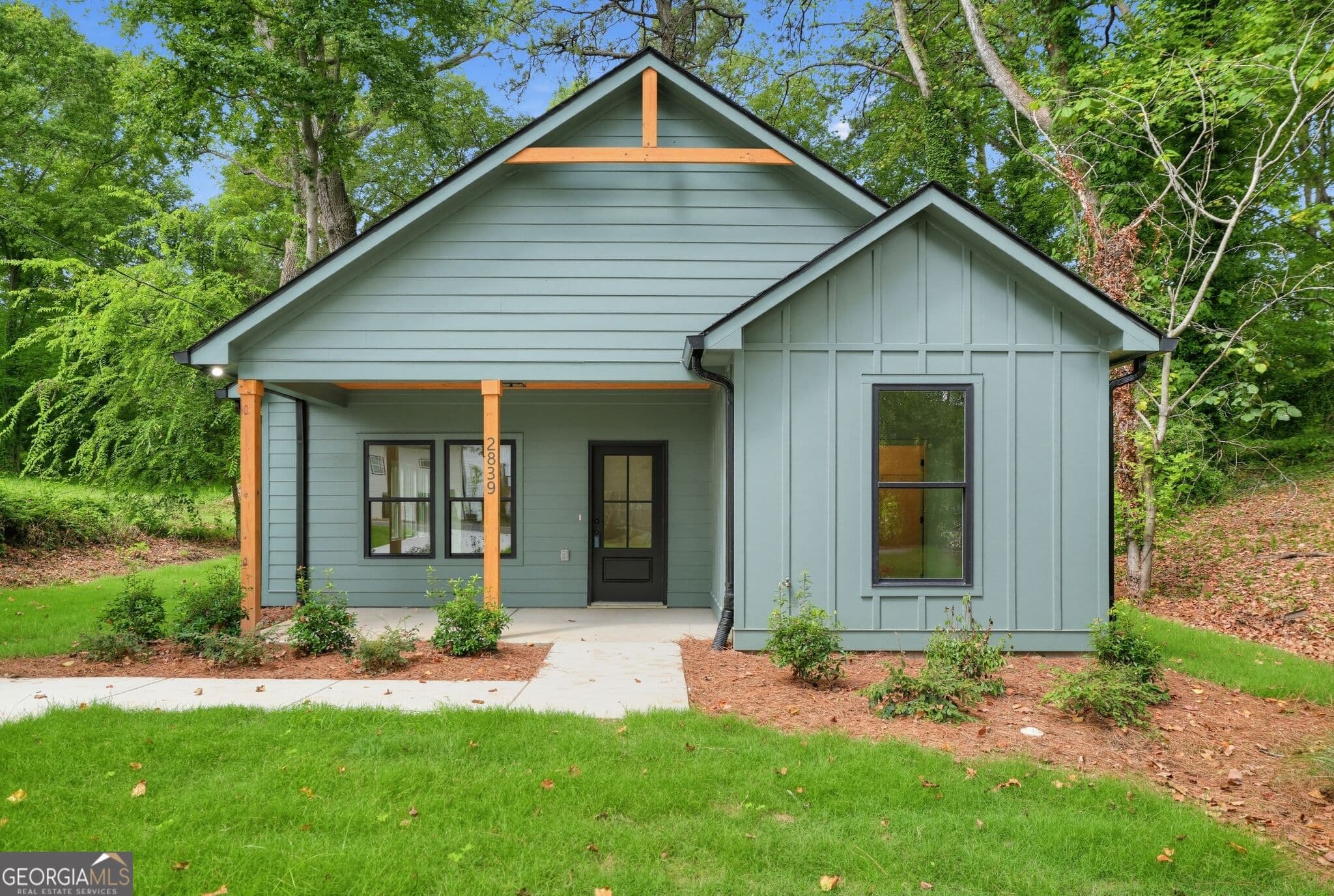 3 bedroom, 2 bathroom, 1,308 sq ft single family residence for sale at 2839 1st Avenue, Atlanta, GA 30315 — photo 1 of 34