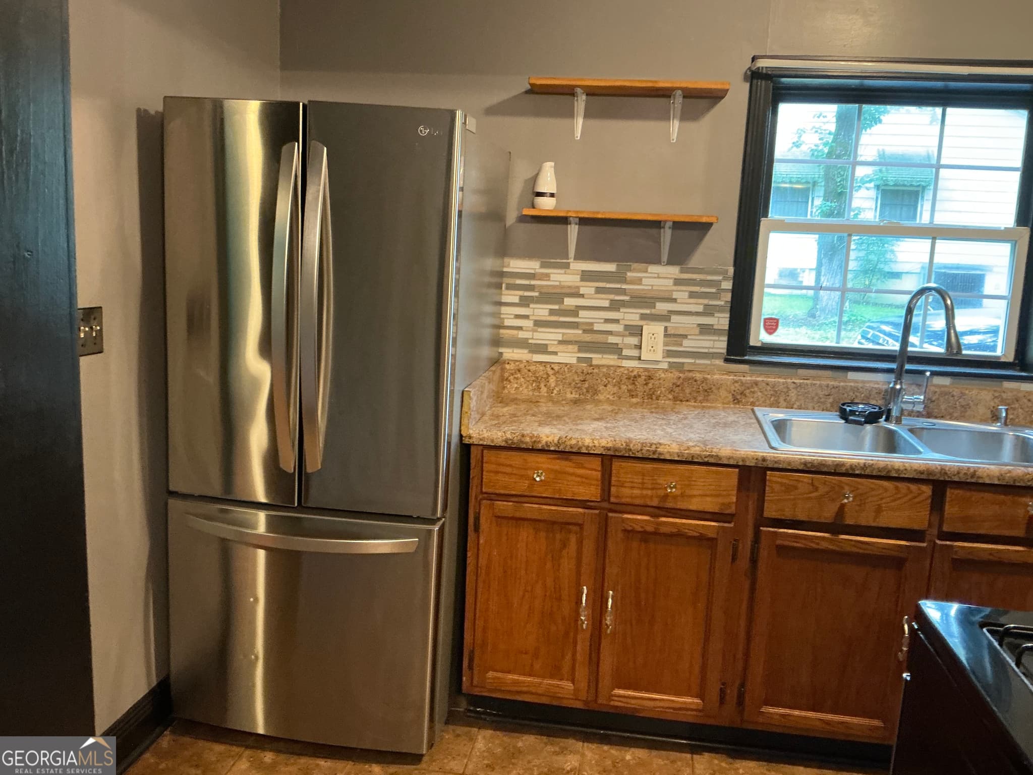3 bedroom, 2 bathroom, 1,394 sq ft single family residence for sale at 701 N Duke Street, Lafayette, GA 30728 — photo 4