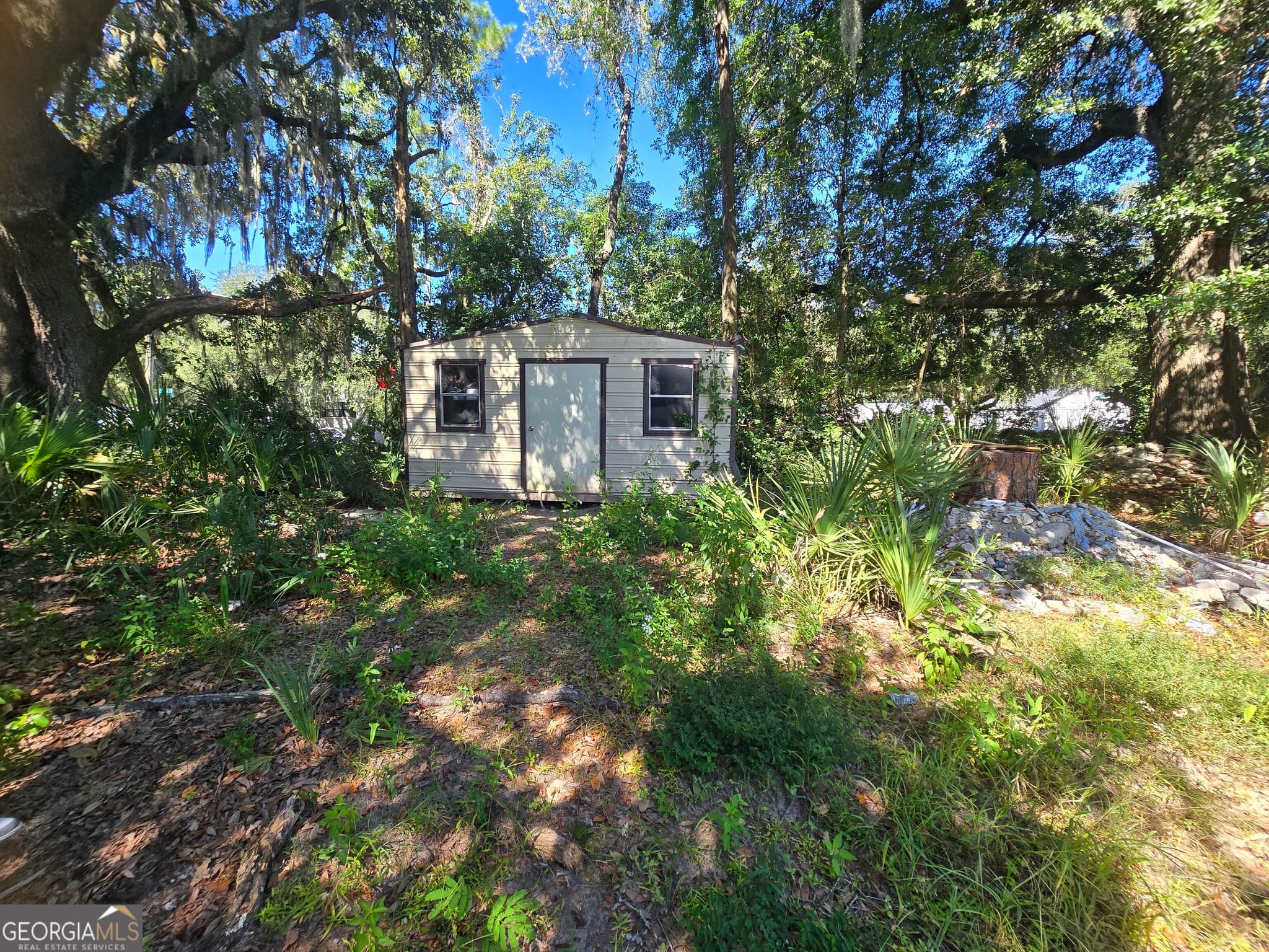 2 bedroom, 2 bathroom, 1,259 sq ft single family residence for sale at 1702 E 39th Street, Savannah, GA 31404 — photo 4