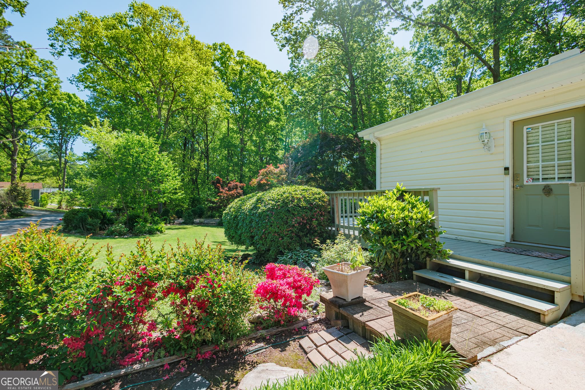 2 bedroom, 1.5 bathroom, 1,772 sq ft single family residence for sale at 3970 Pine Hill Drive, Douglasville, GA 30135 — photo 5
